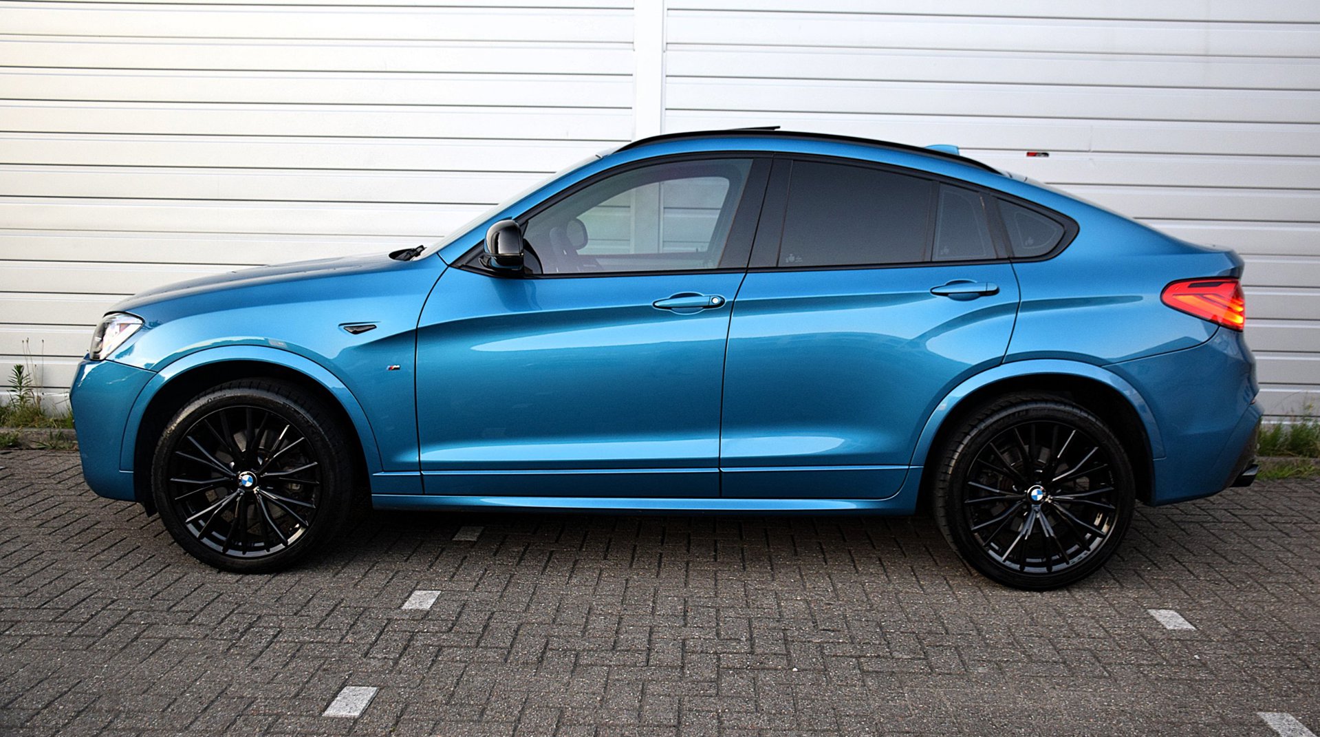 Foto van BMW X4 M40i