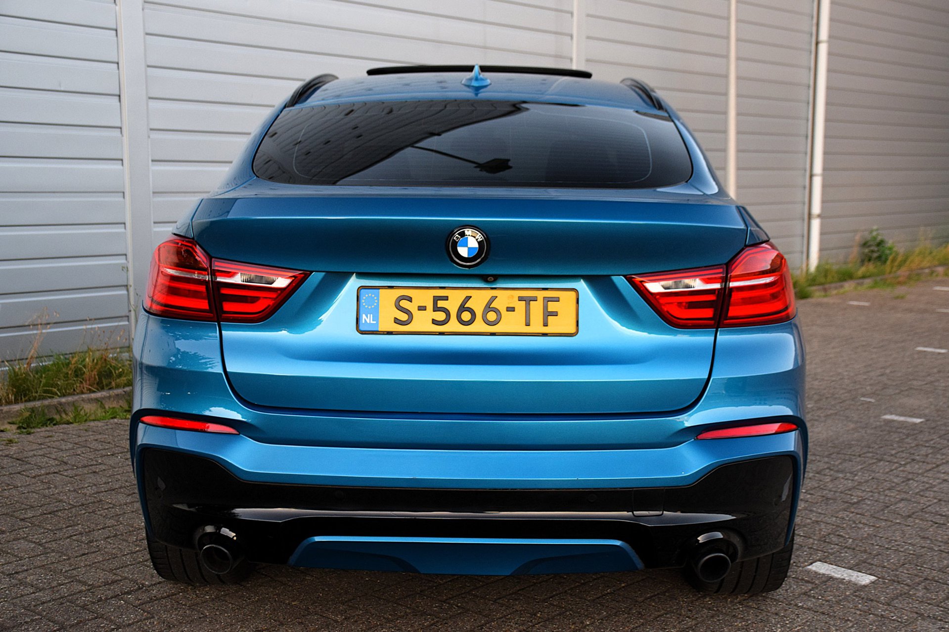 Foto van BMW X4 M40i