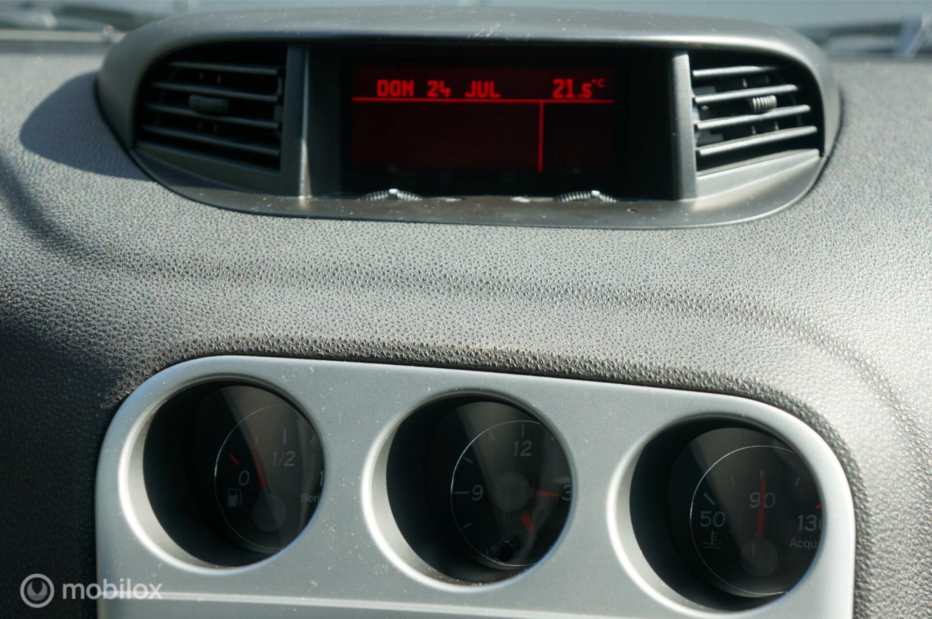 Foto van Alfa Romeo 156 Sportwagon