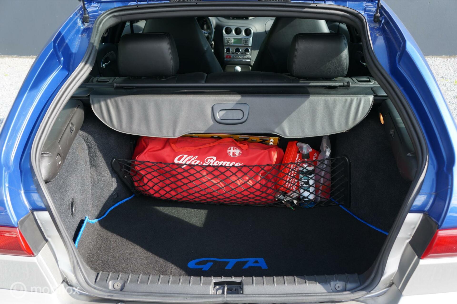 Foto van Alfa Romeo 156 Sportwagon