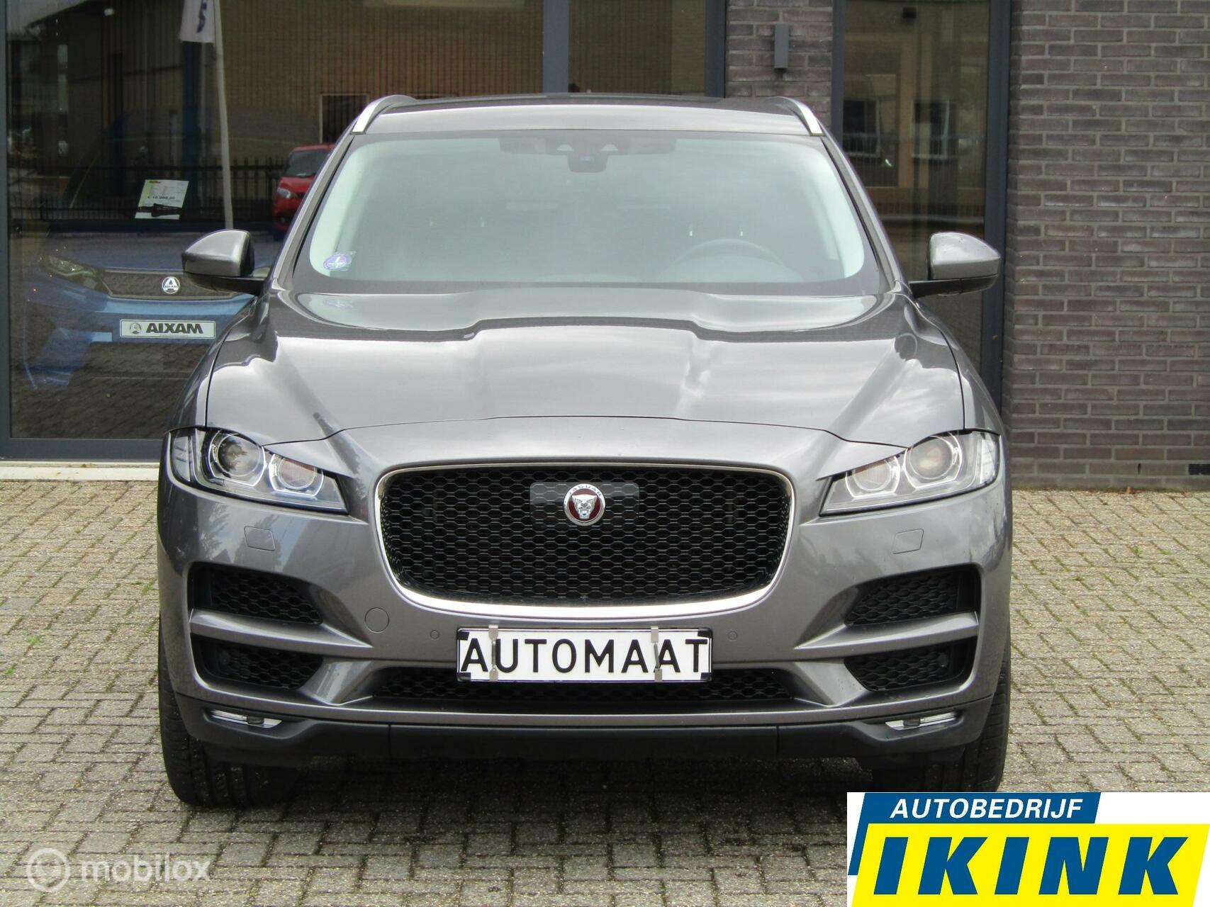 Foto van Jaguar F-pace