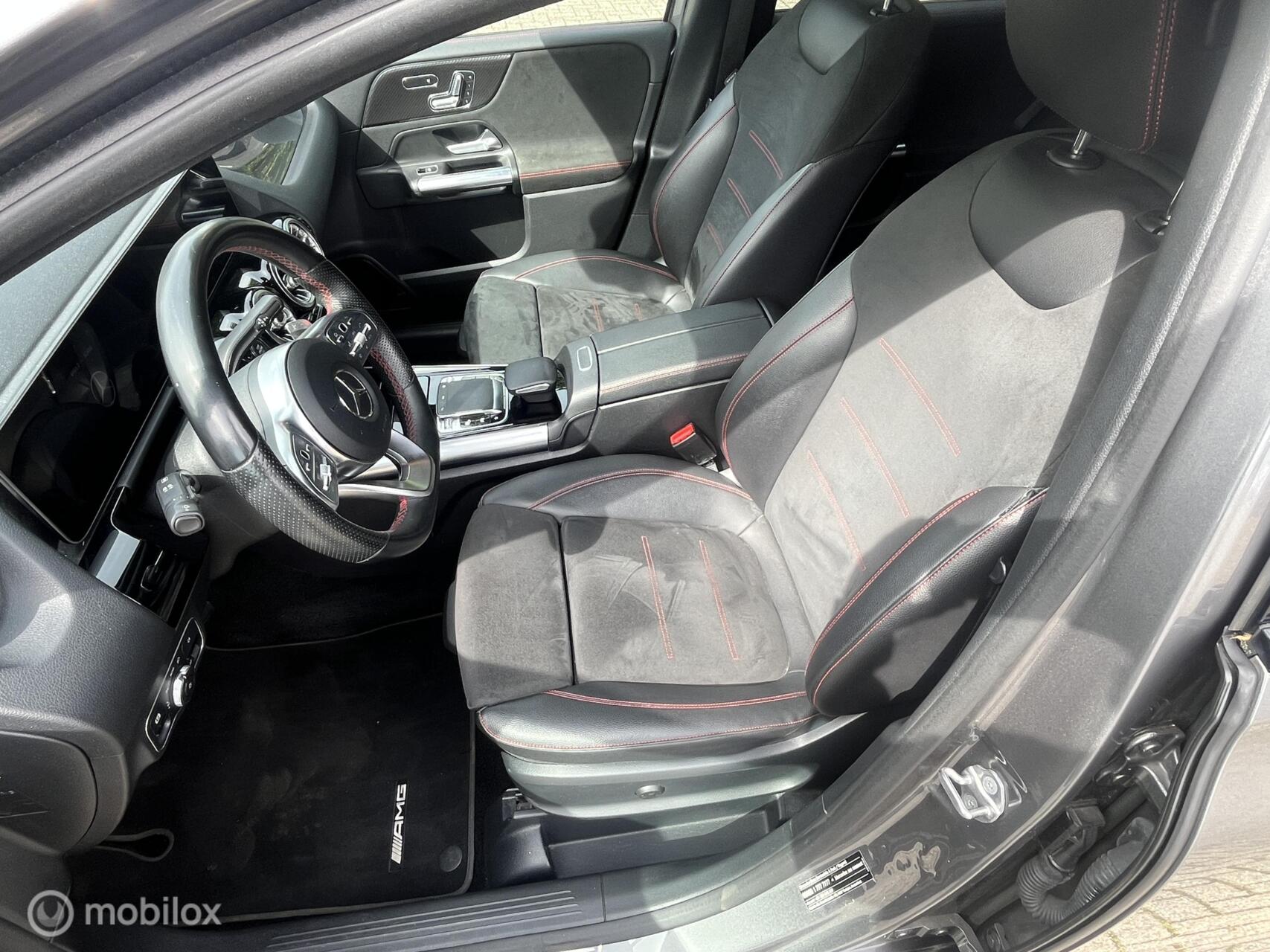 Foto van Mercedes-Benz B 200