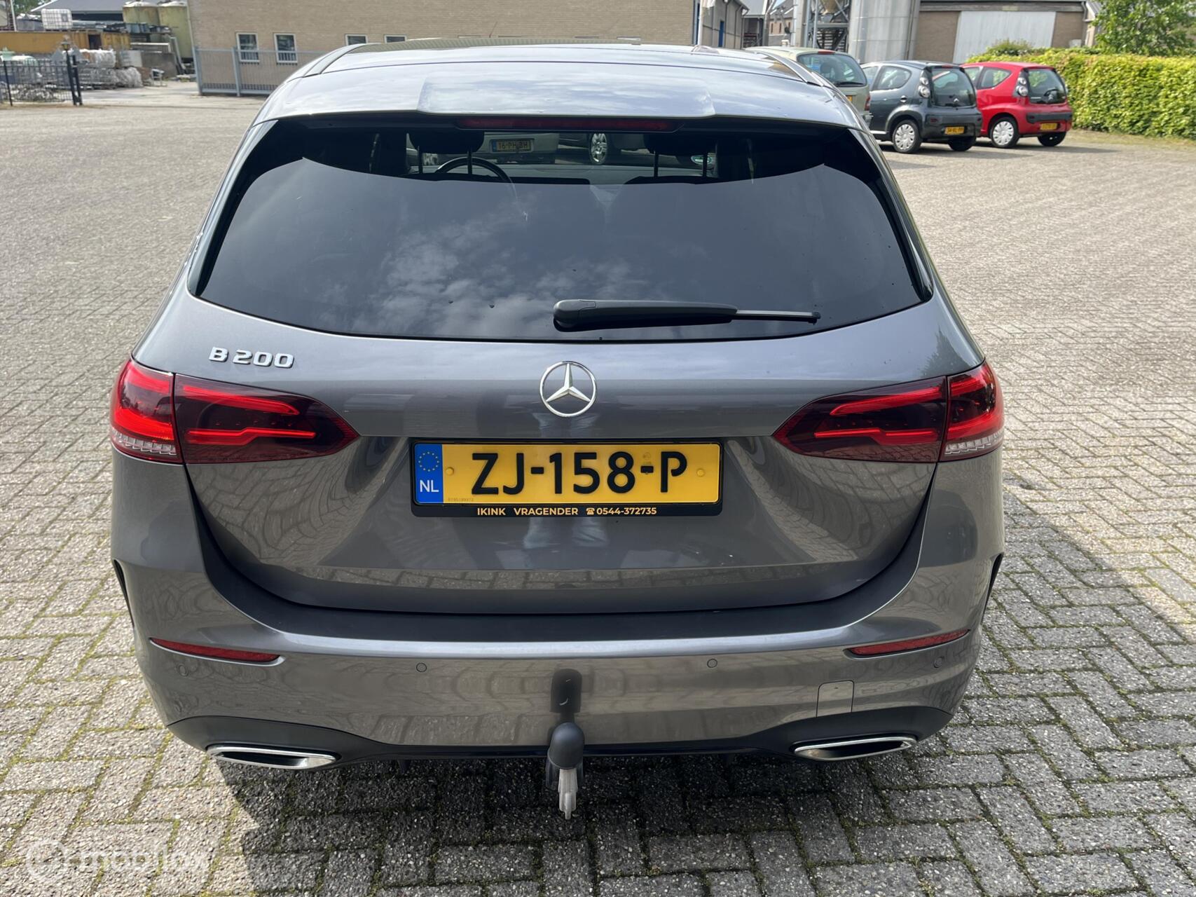Foto van Mercedes-Benz B 200