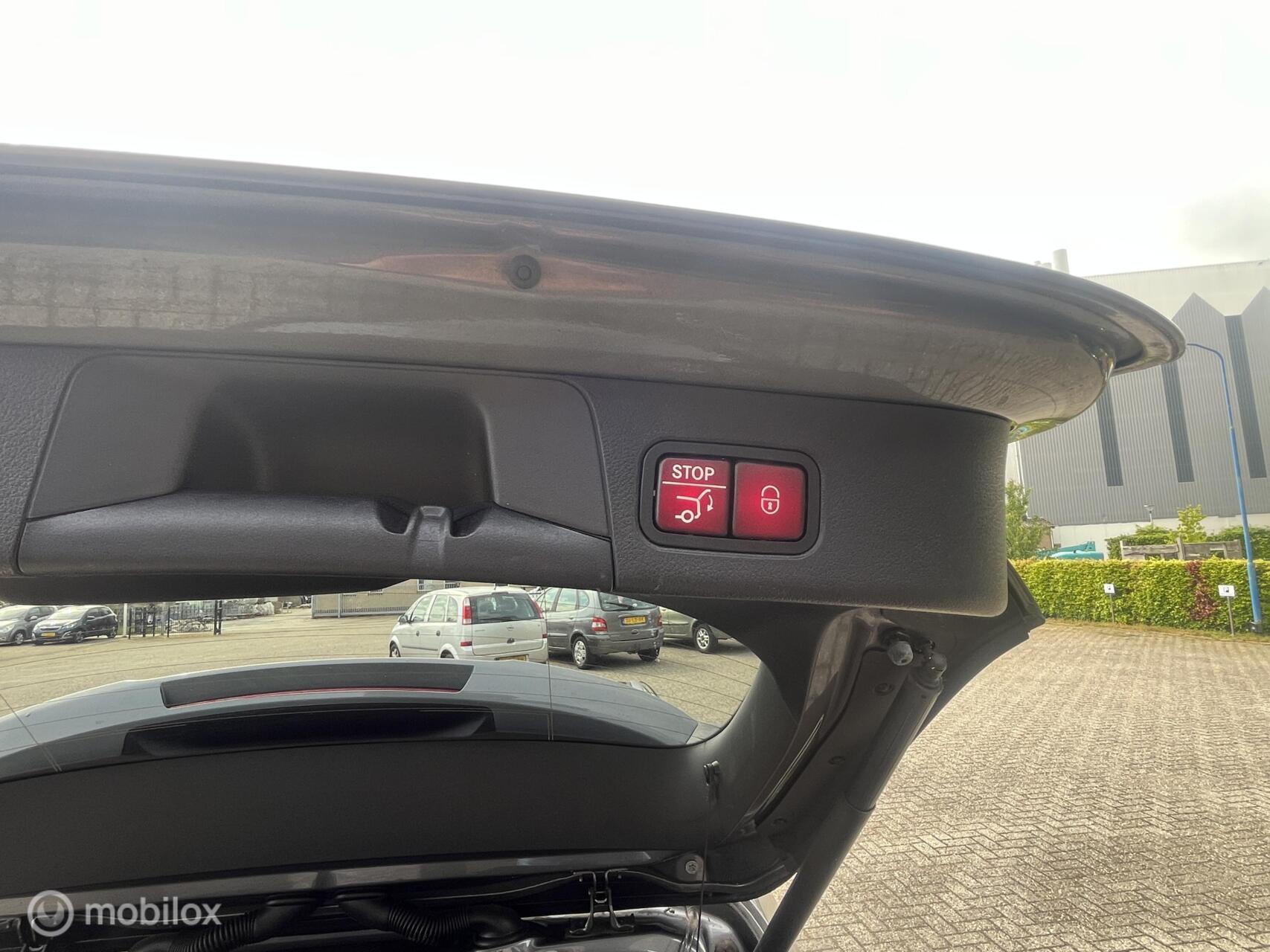 Foto van Mercedes-Benz B 200