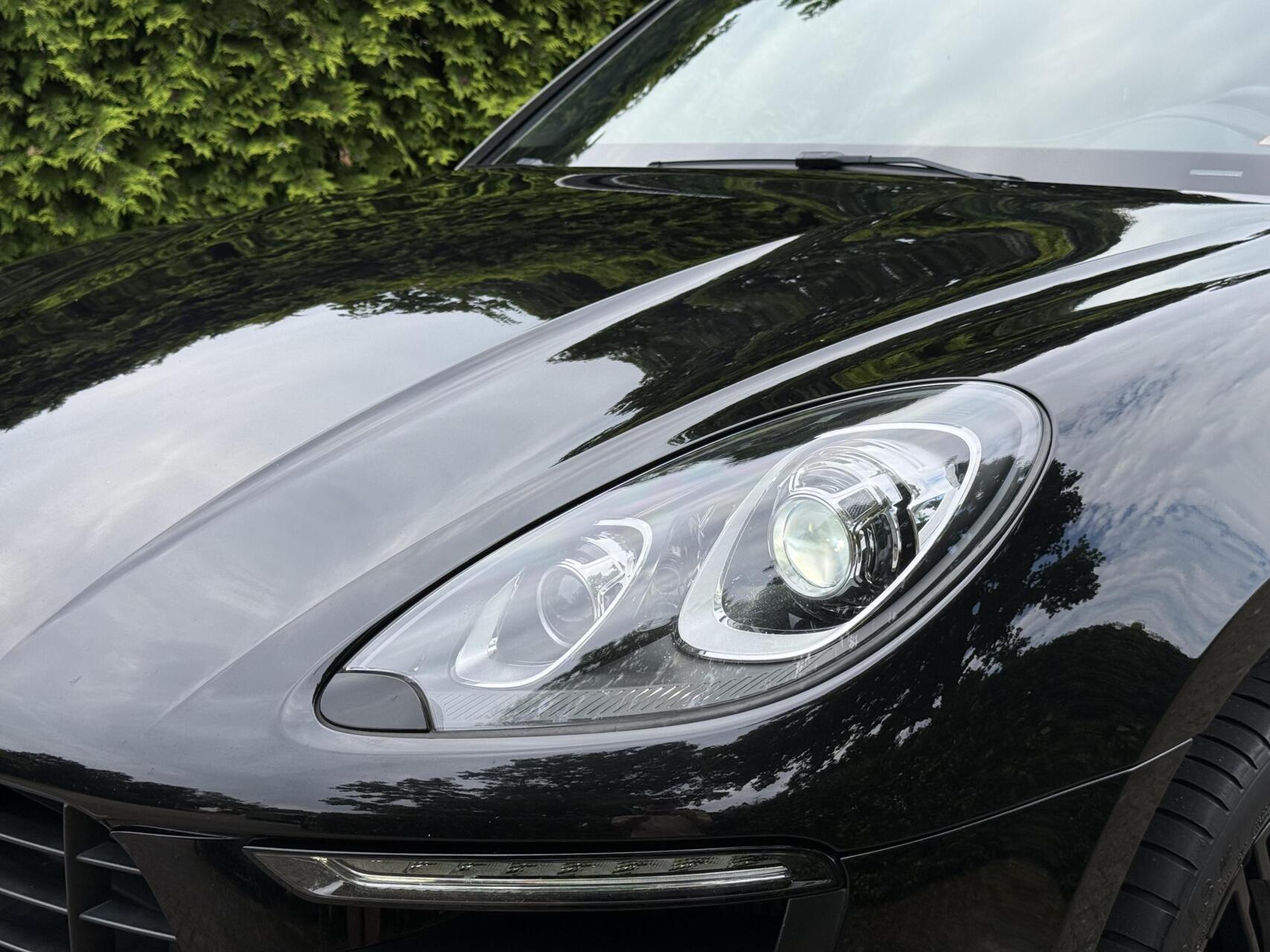 Foto van Porsche Macan S