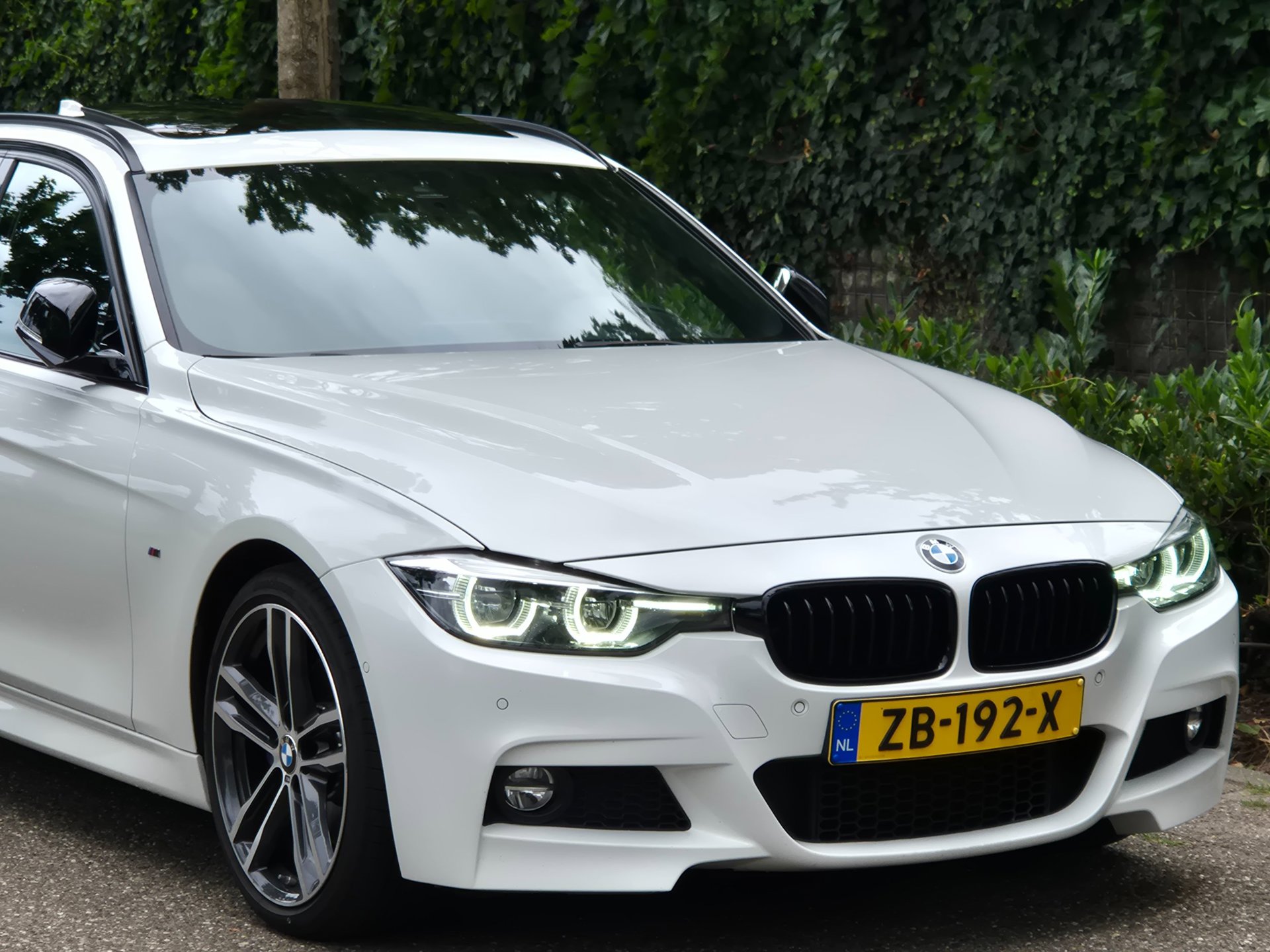 Foto van BMW 320i