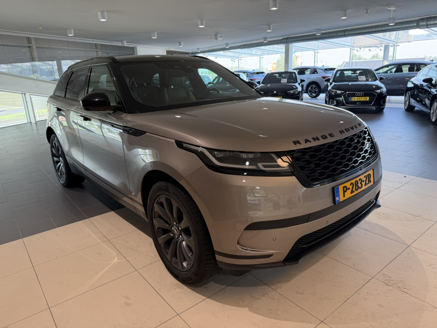 Foto van Land Rover Range Rover Velar