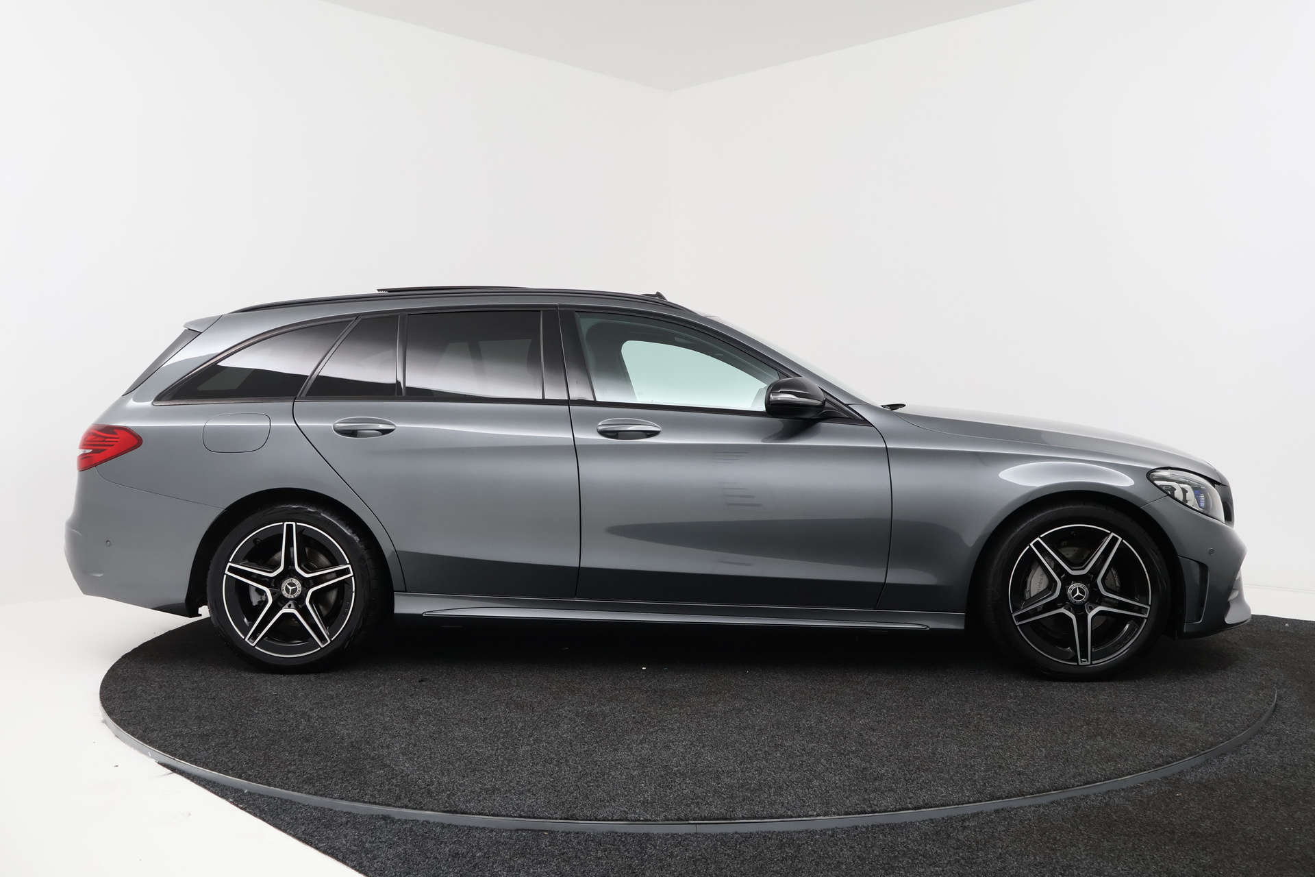 Foto van Mercedes-Benz C 200