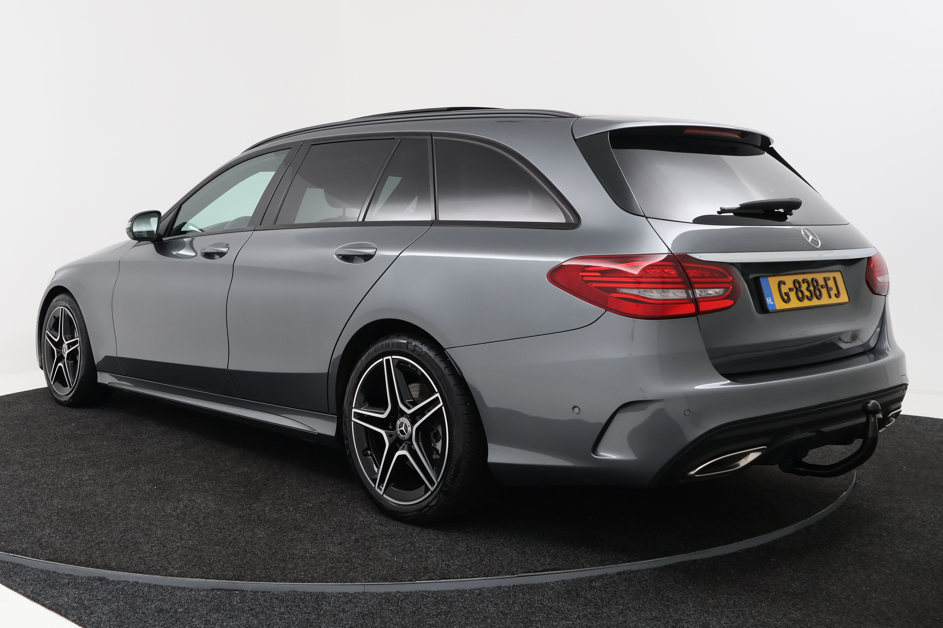 Foto van Mercedes-Benz C 200