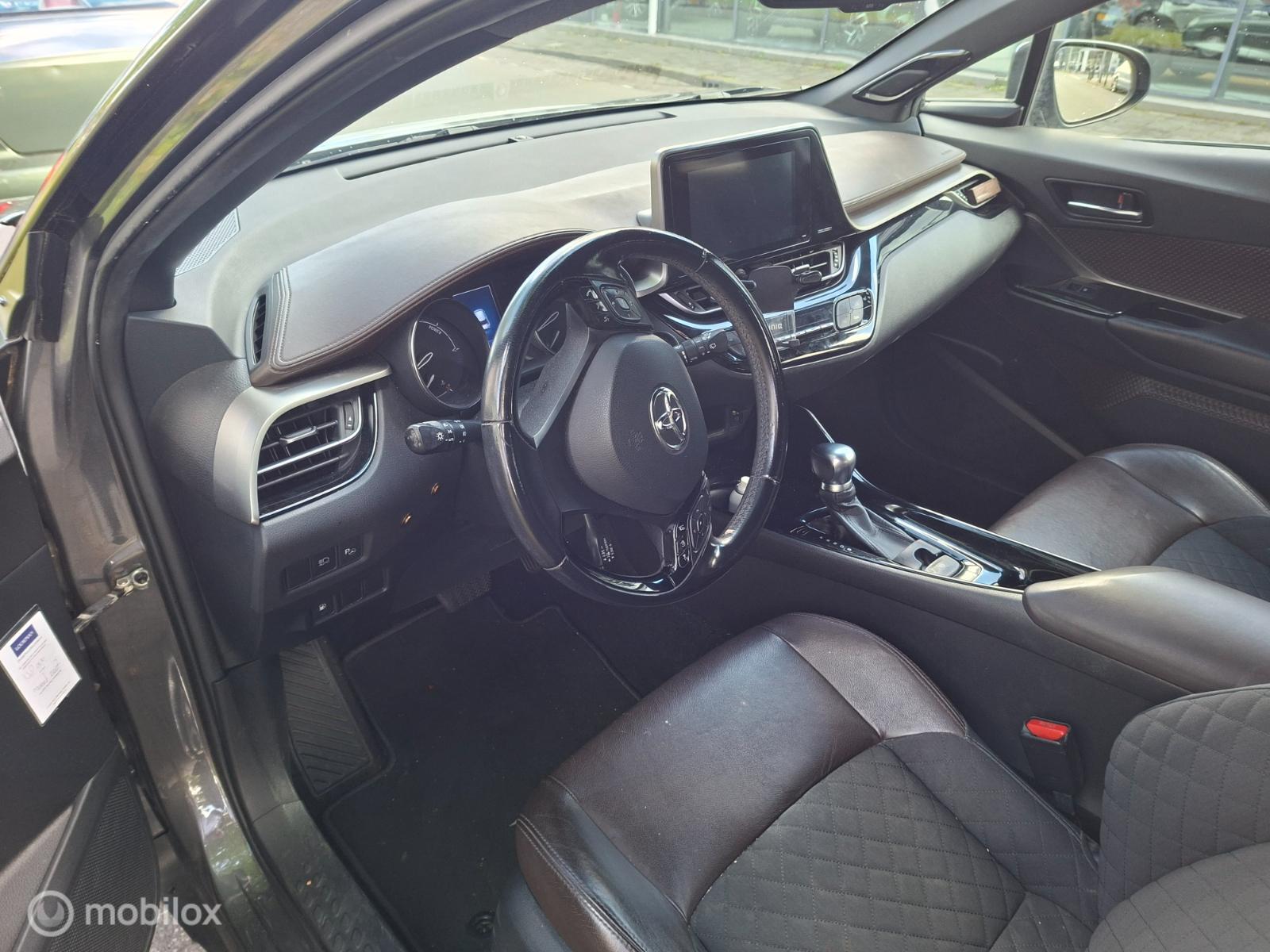Foto van Toyota Toyota C-hr