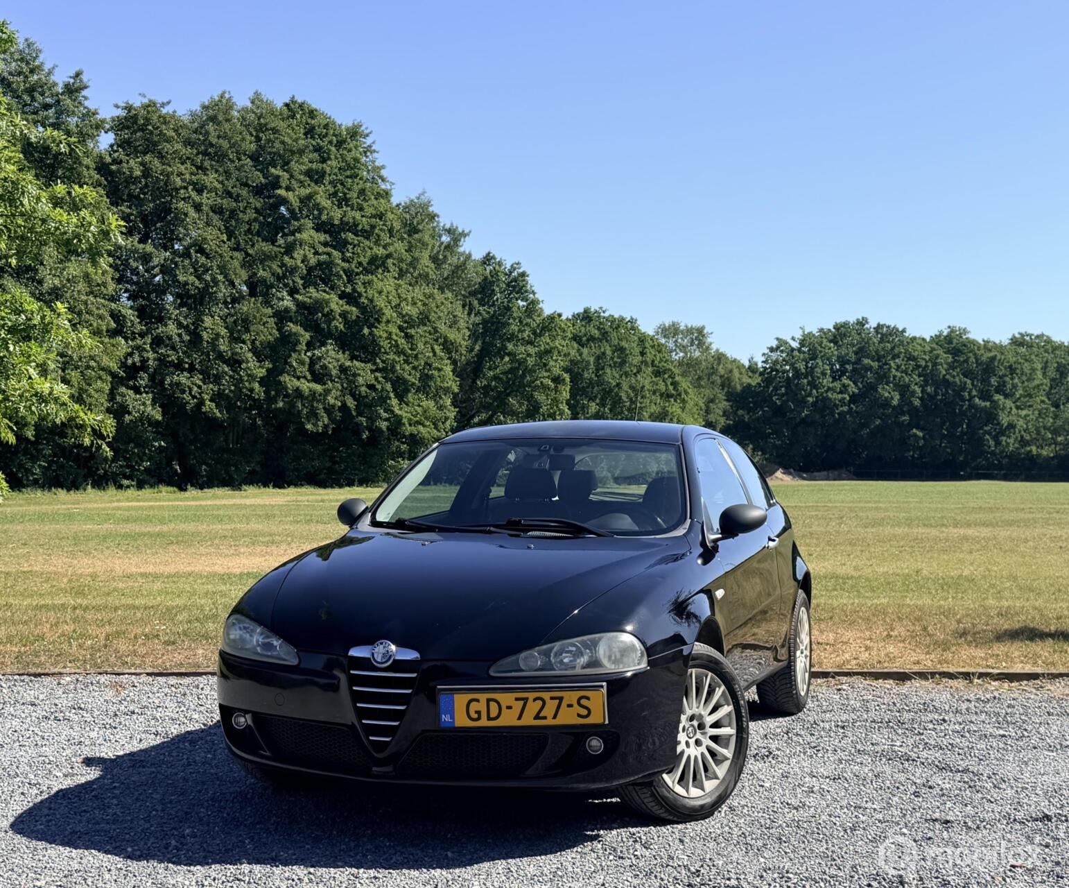Alfa Romeo Alfa Romeo 147 1.6 T.Spark Progression *AIRCO* 2005 - voorkant