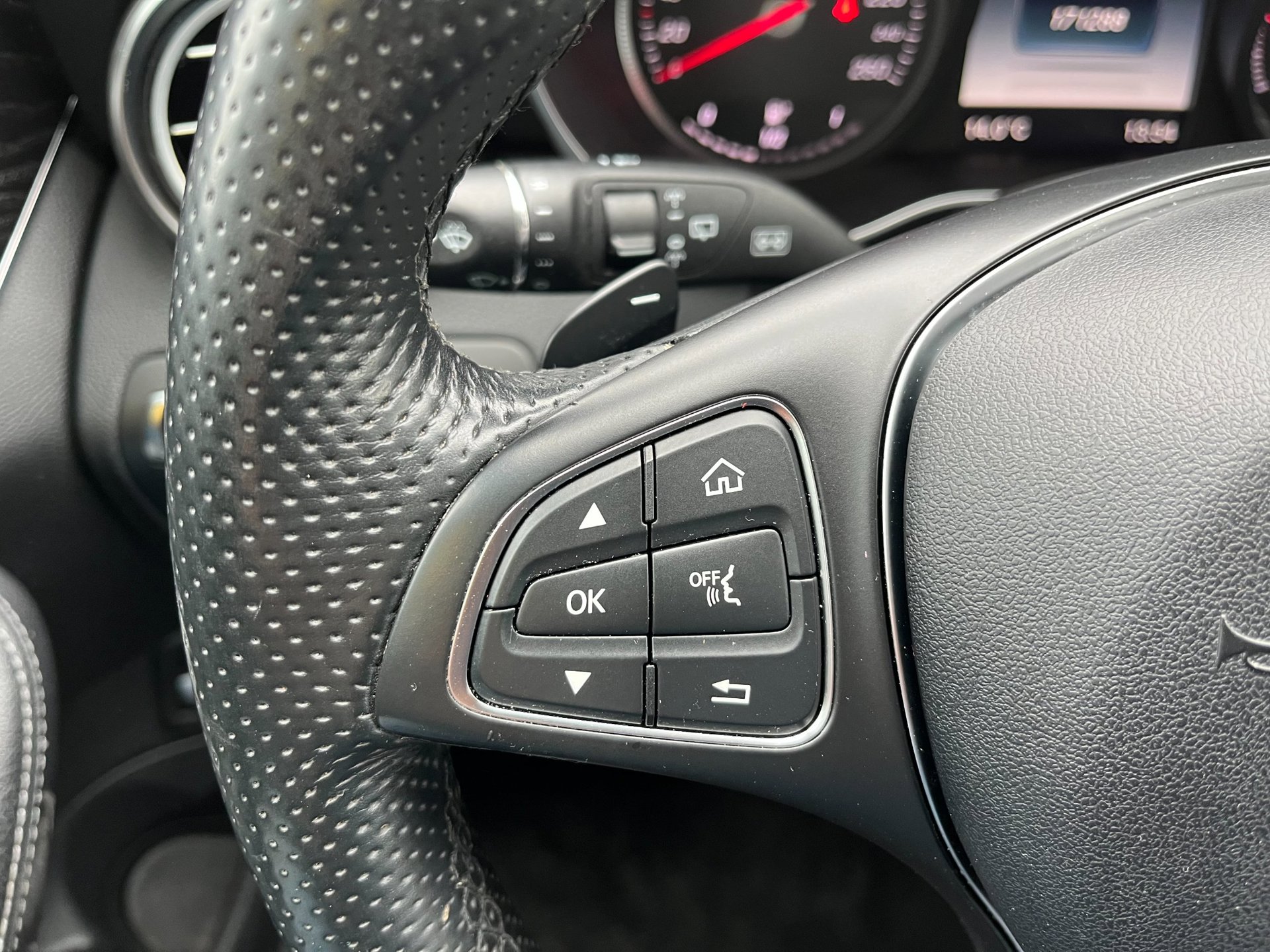 Foto van Mercedes-Benz C 350 E