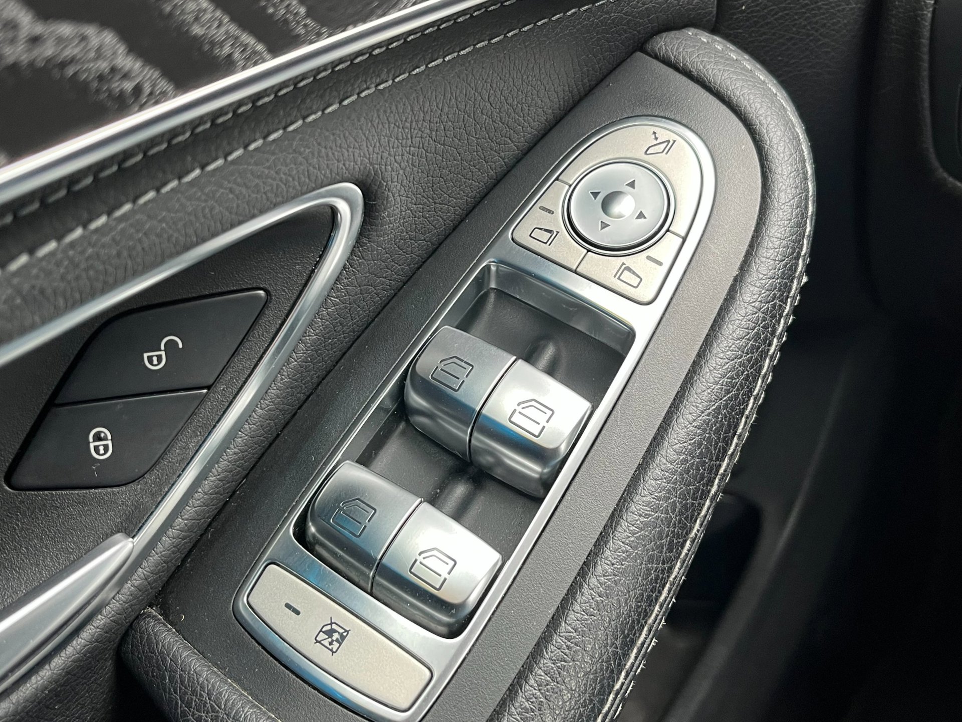 Foto van Mercedes-Benz C 350 E