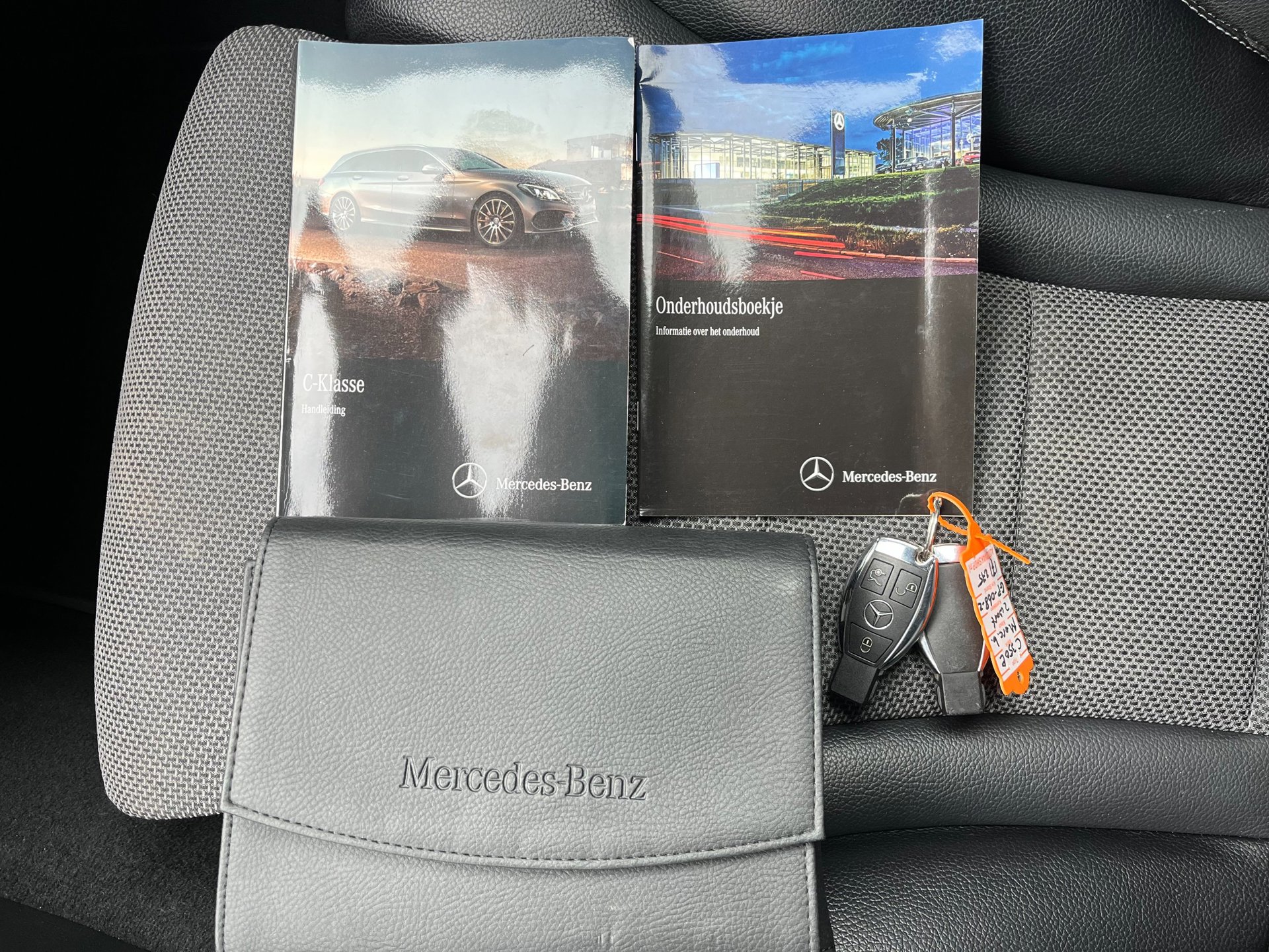 Foto van Mercedes-Benz C 350 E