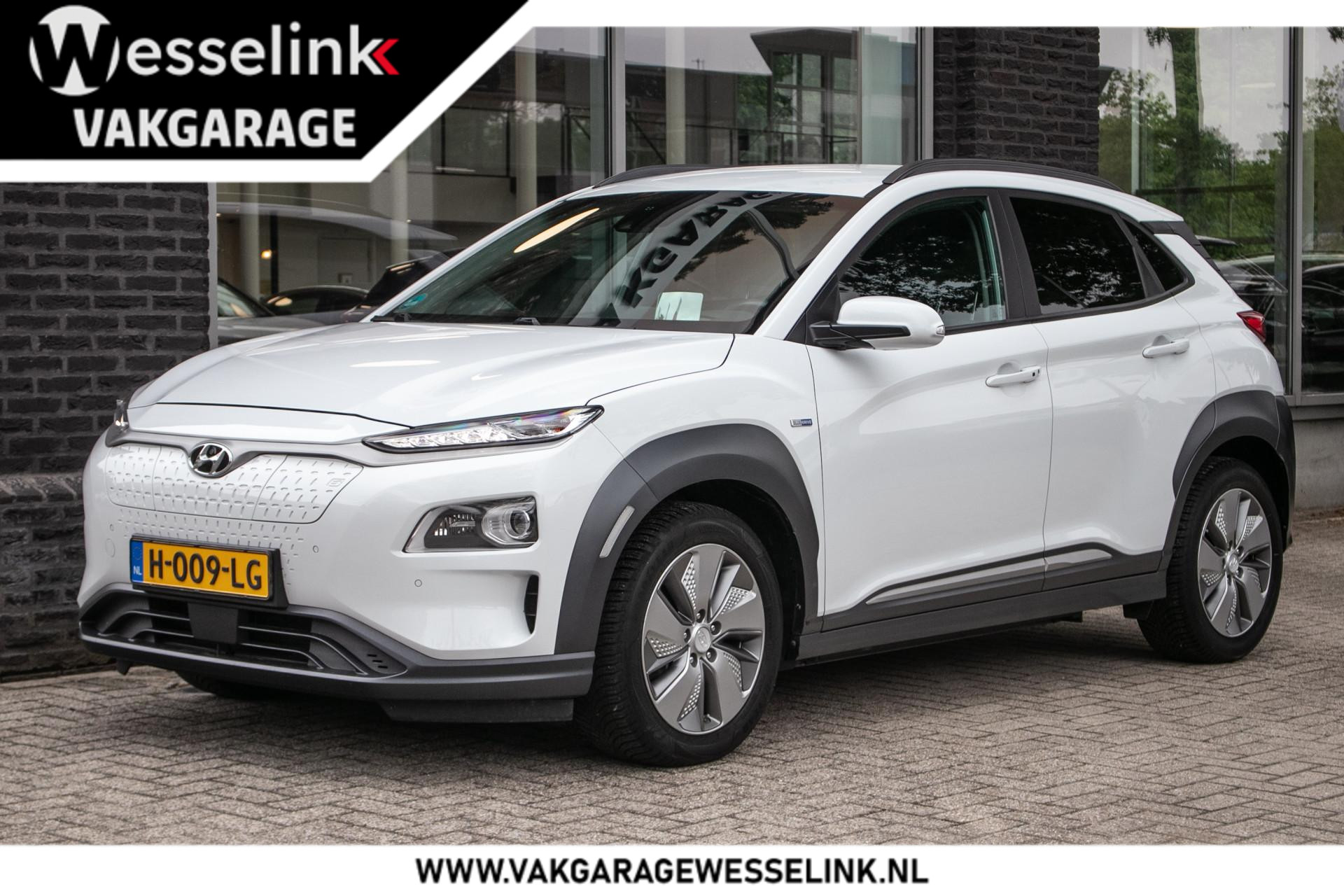Hyundai Kona EV Premium 64 kWh 2020 - voorkant