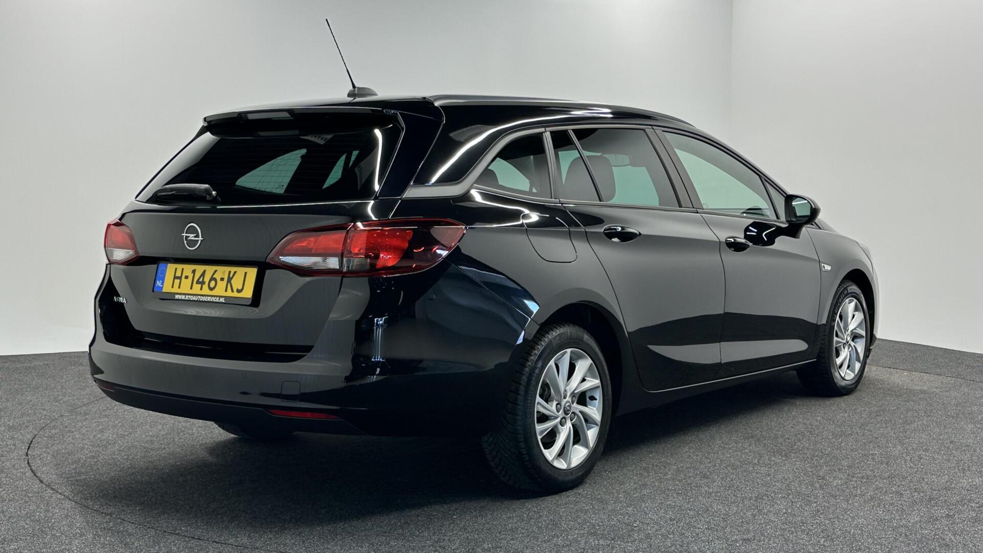 Foto van Opel Astra Sports Tourer