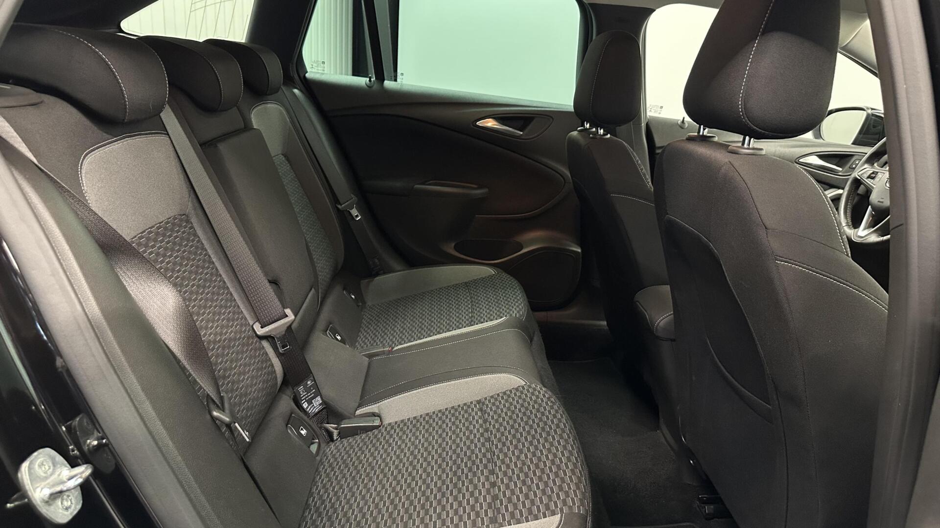 Foto van Opel Astra Sports Tourer