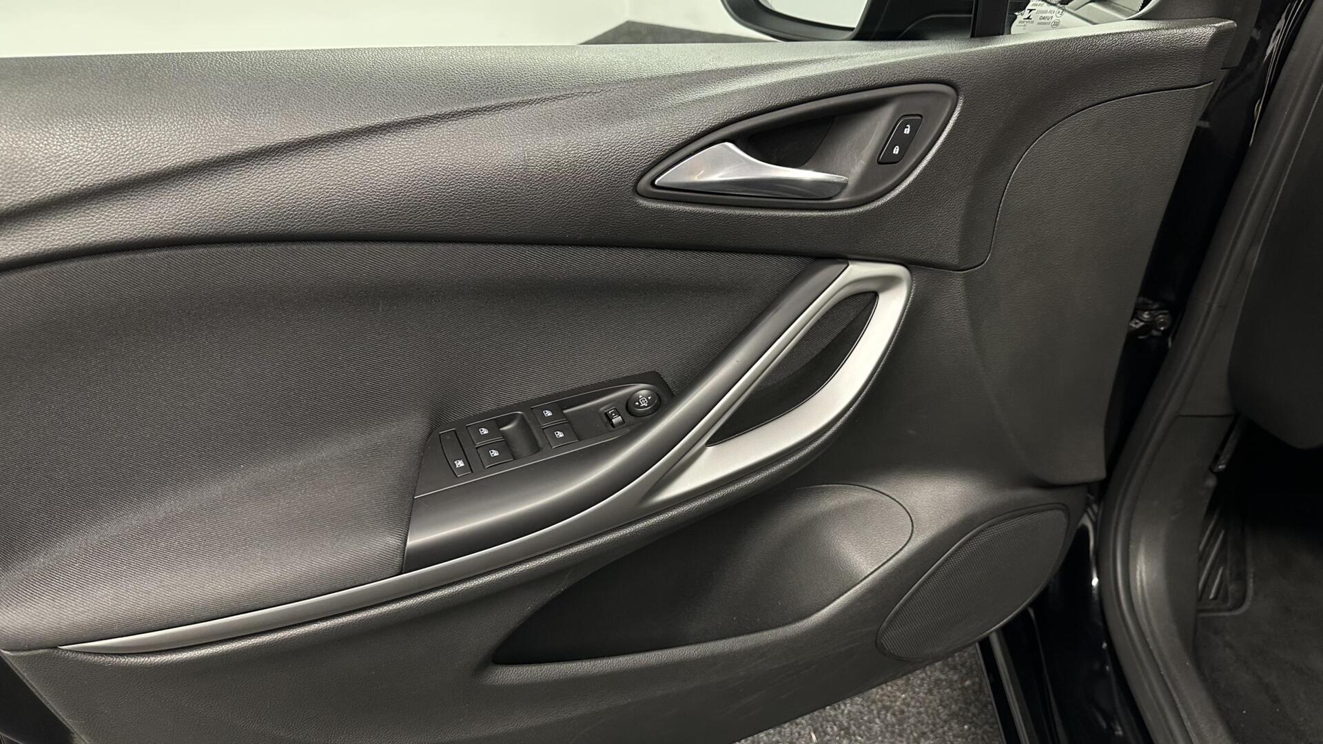 Foto van Opel Astra Sports Tourer