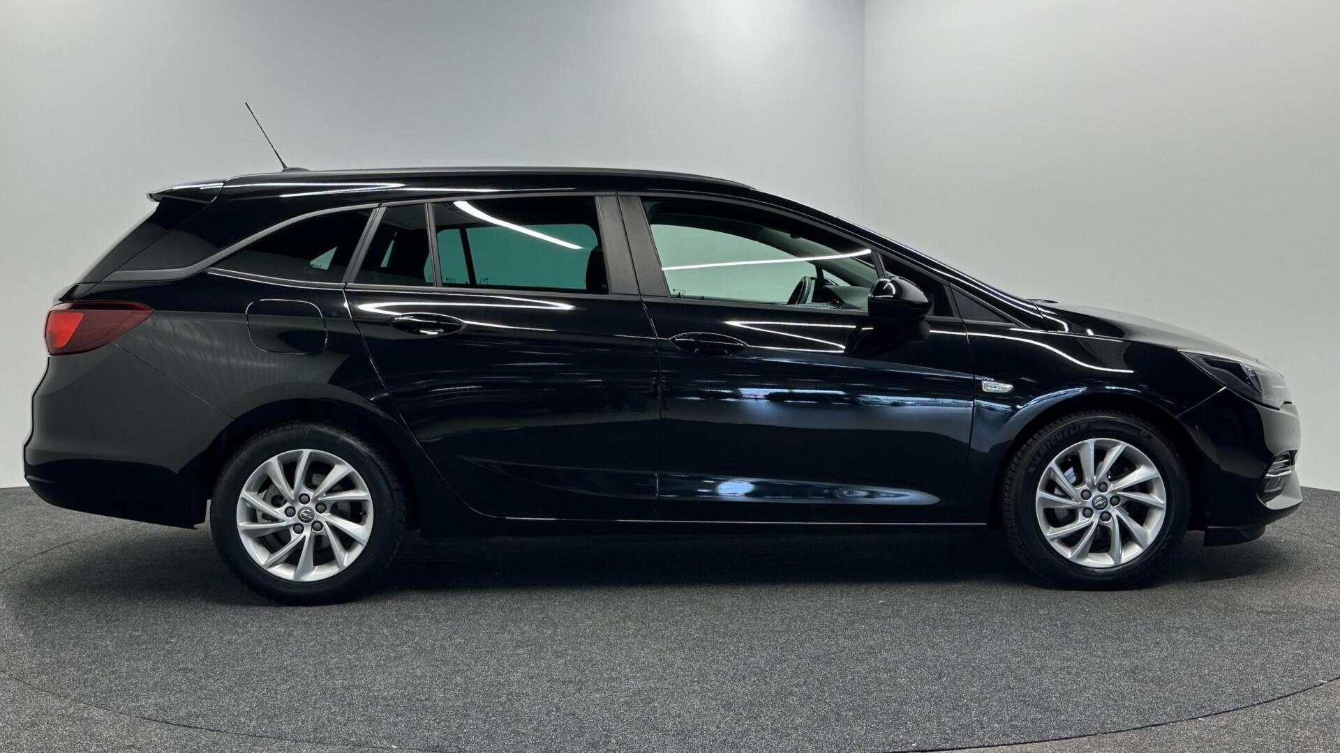 Foto van Opel Astra Sports Tourer