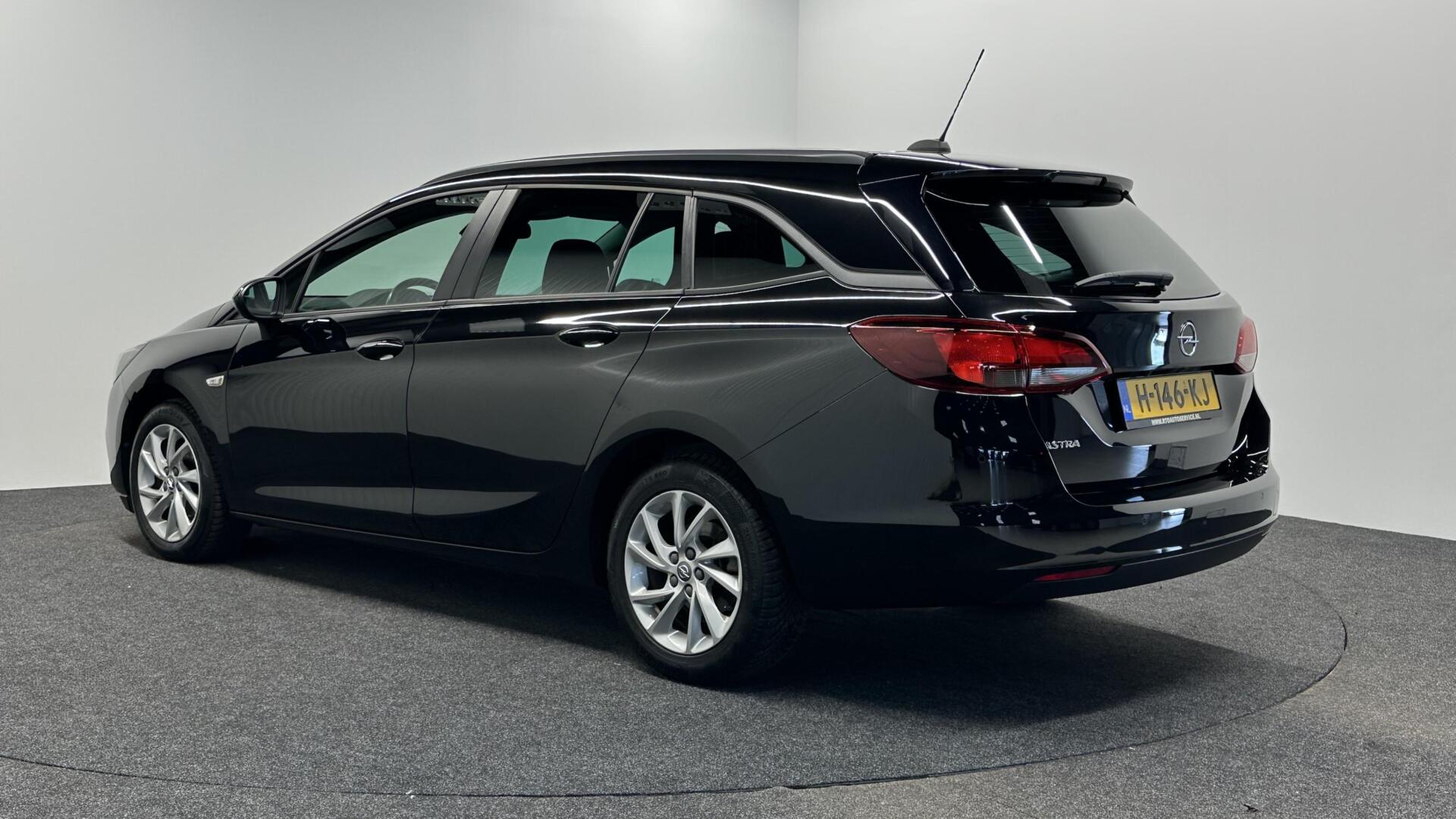 Foto van Opel Astra Sports Tourer