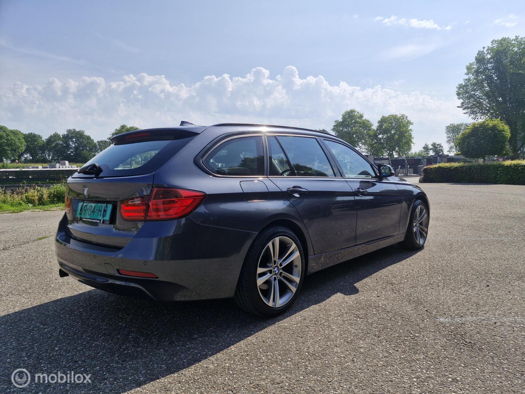 Foto van BMW 320d xDrive