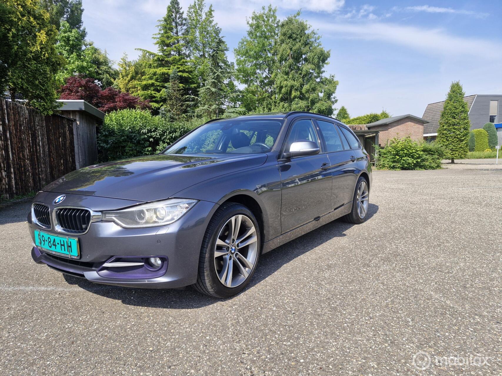 BMW 320d xDrive 320d xDrive M Sport 2015 - voorkant