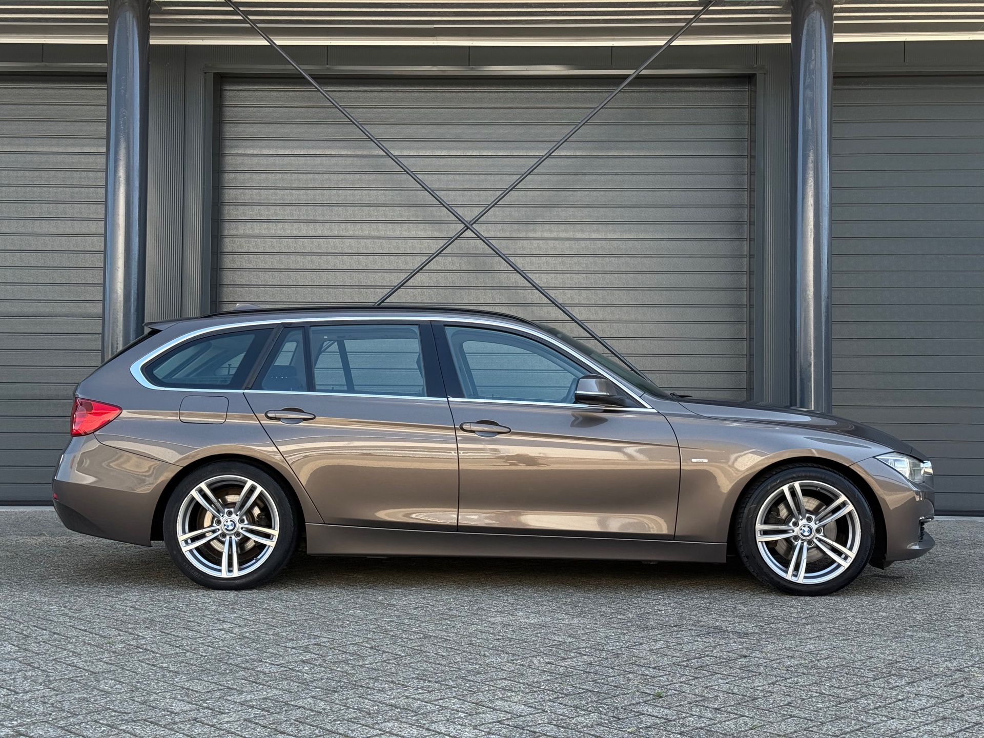 Foto van BMW 328i