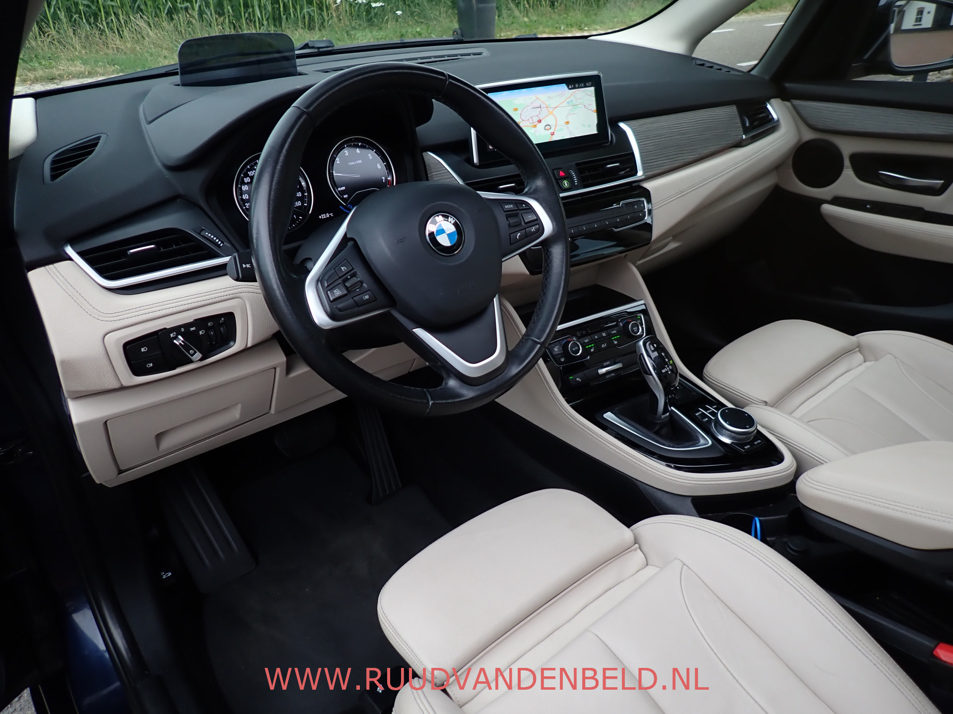 Foto van BMW 218i Active Tourer