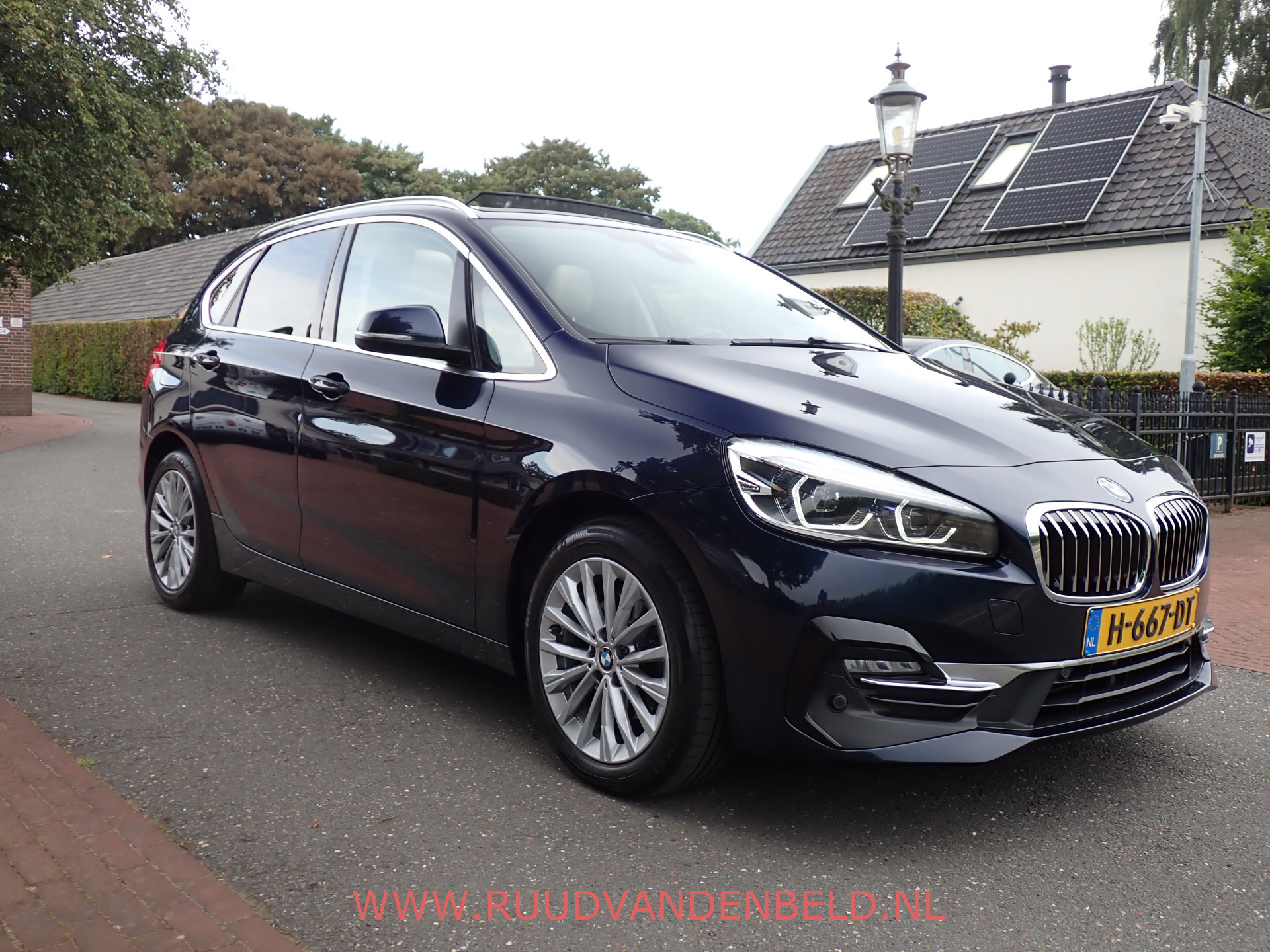 Foto van BMW 218i Active Tourer