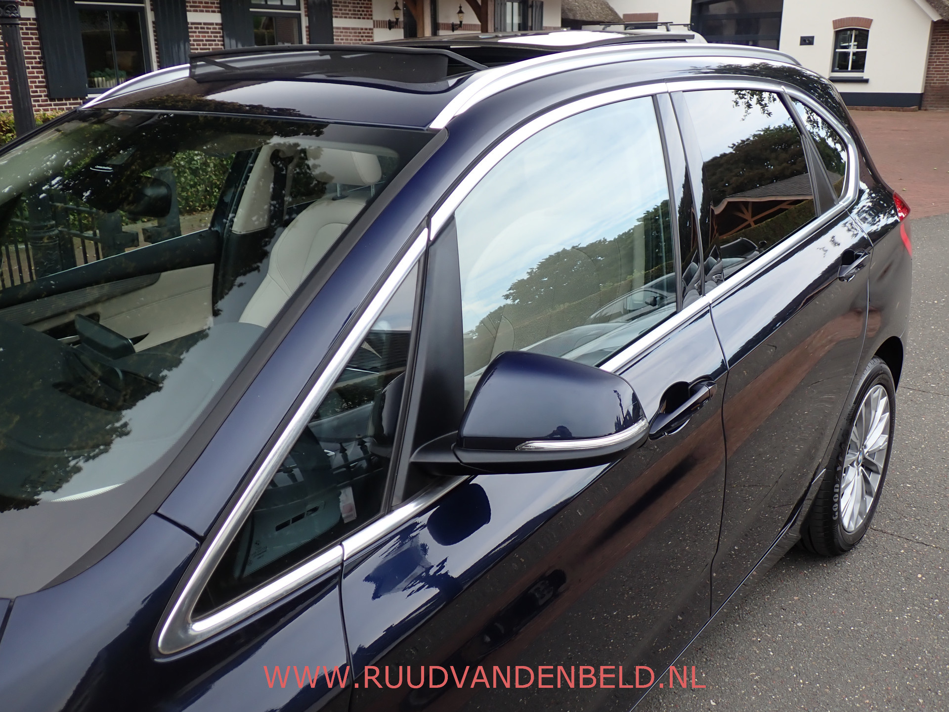 Foto van BMW 218i Active Tourer