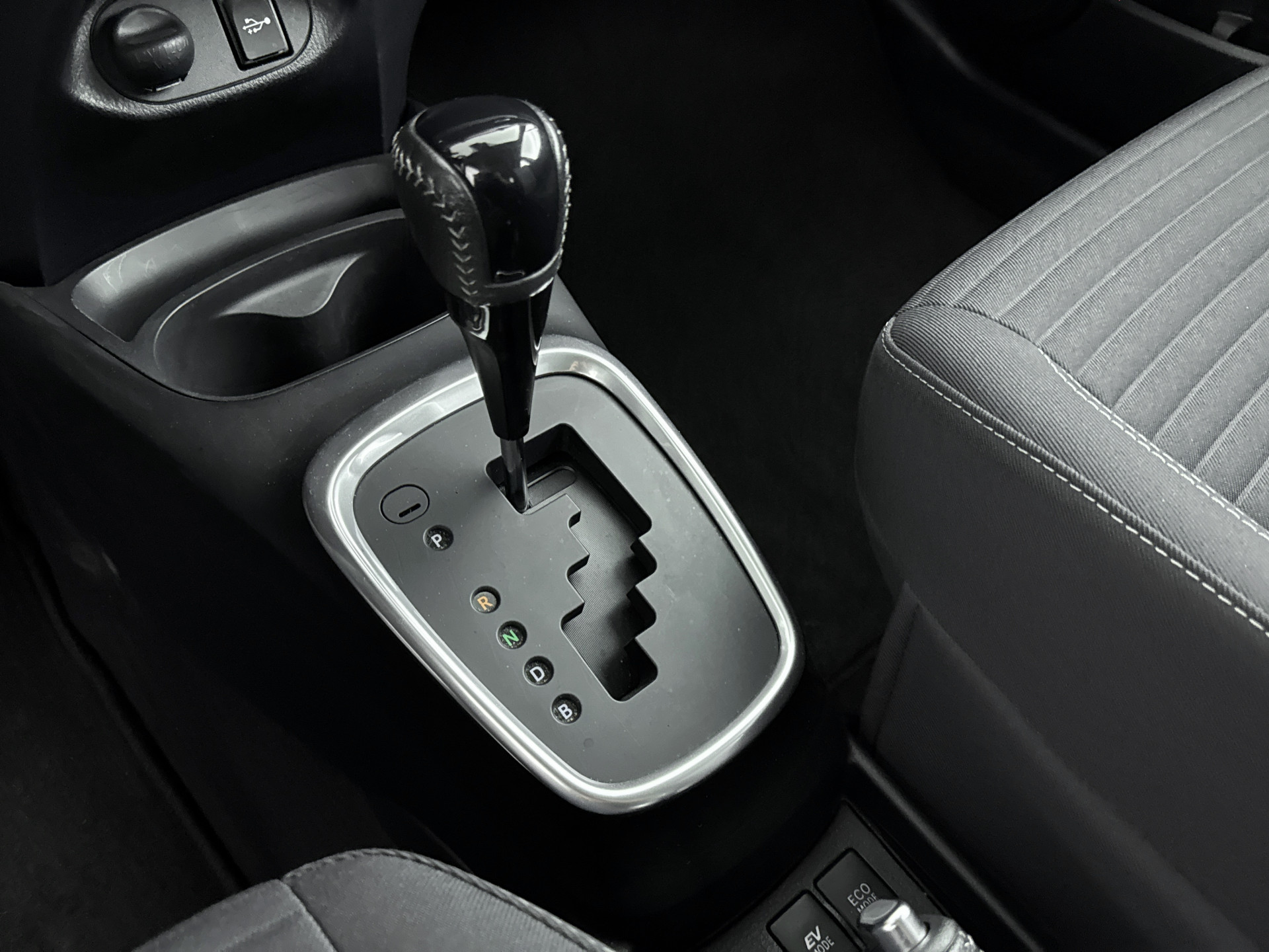 Foto van Toyota Toyota Yaris Hybrid