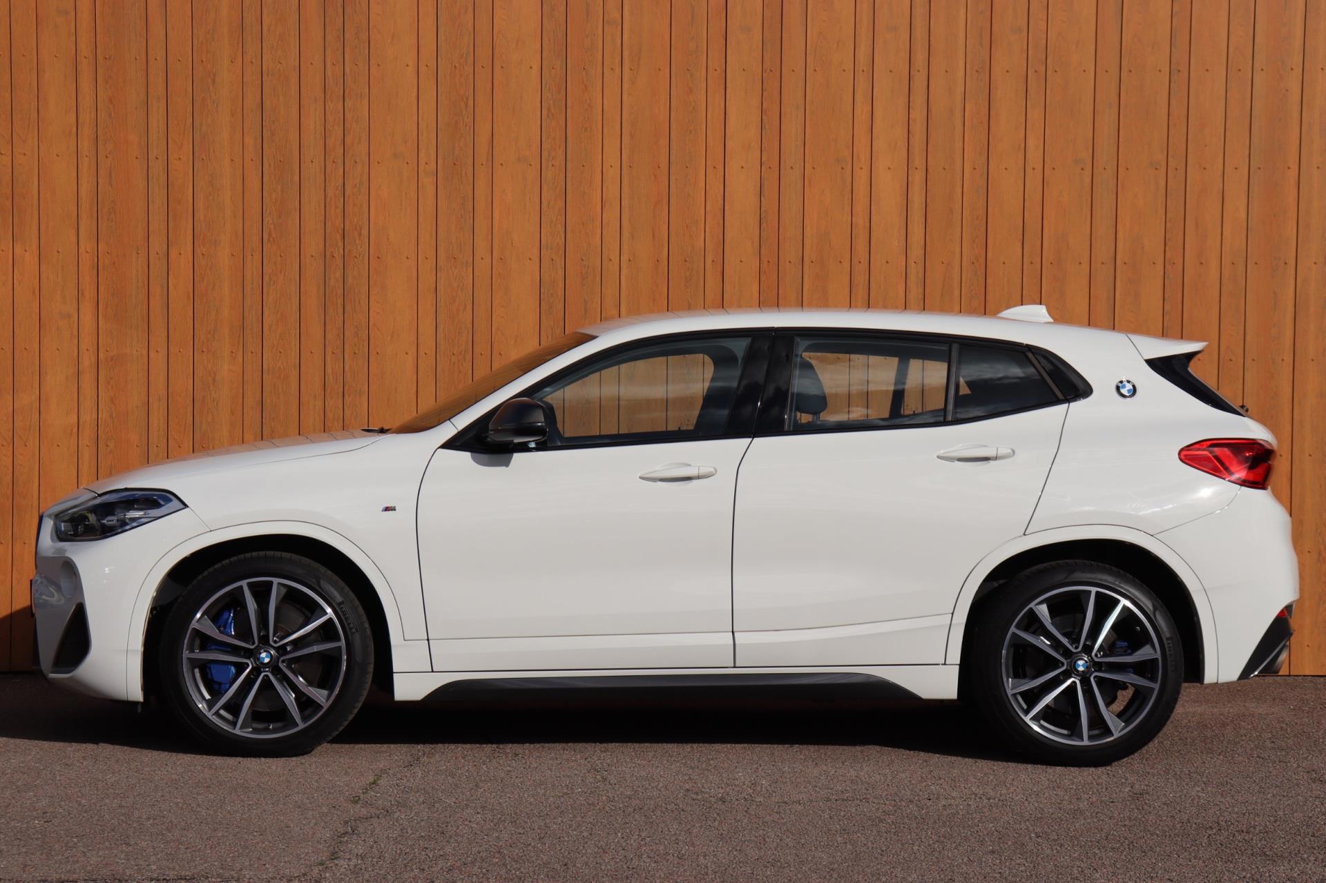 Foto van BMW X2 M35i