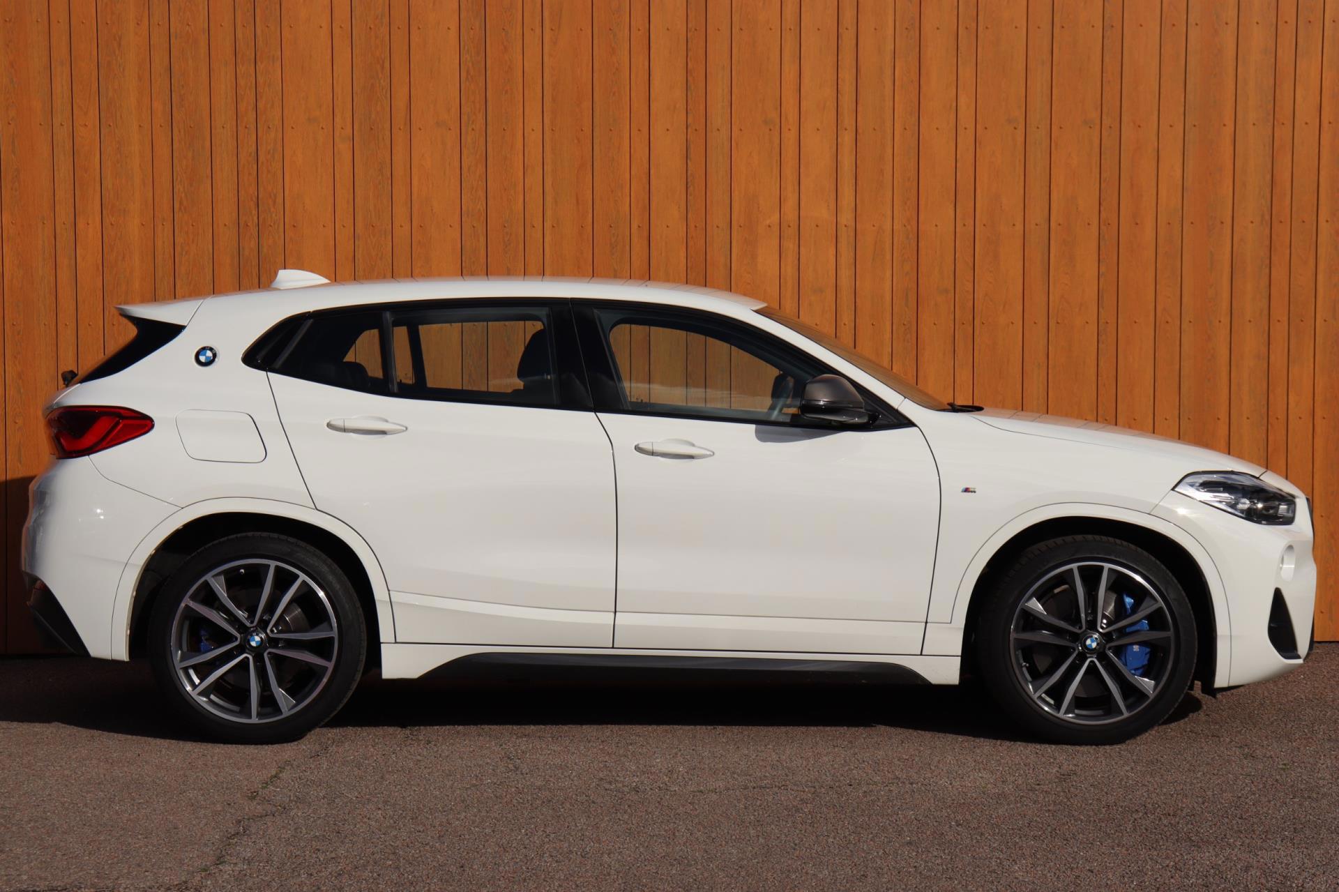 Foto van BMW X2 M35i