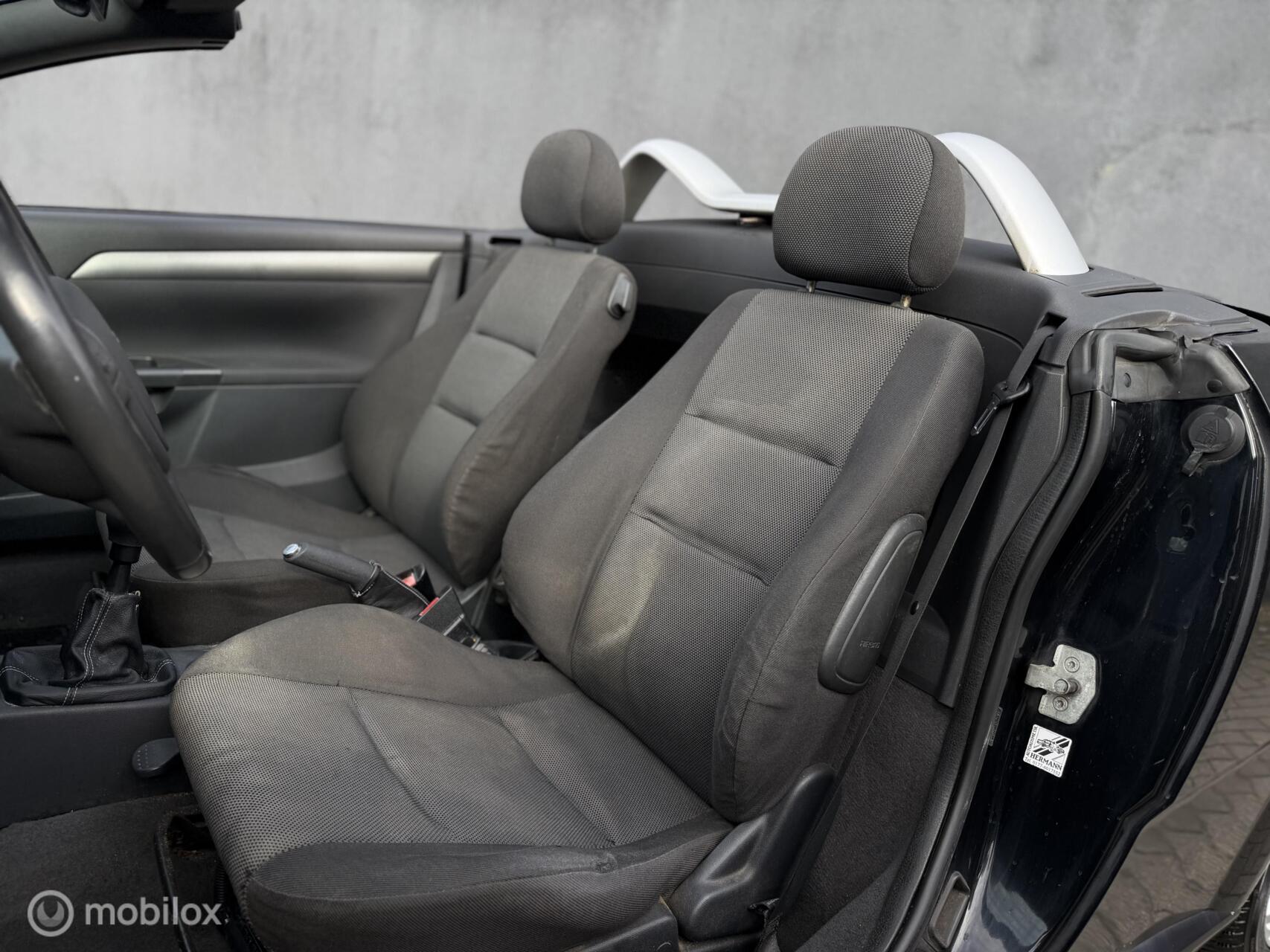 Foto van Opel Tigra