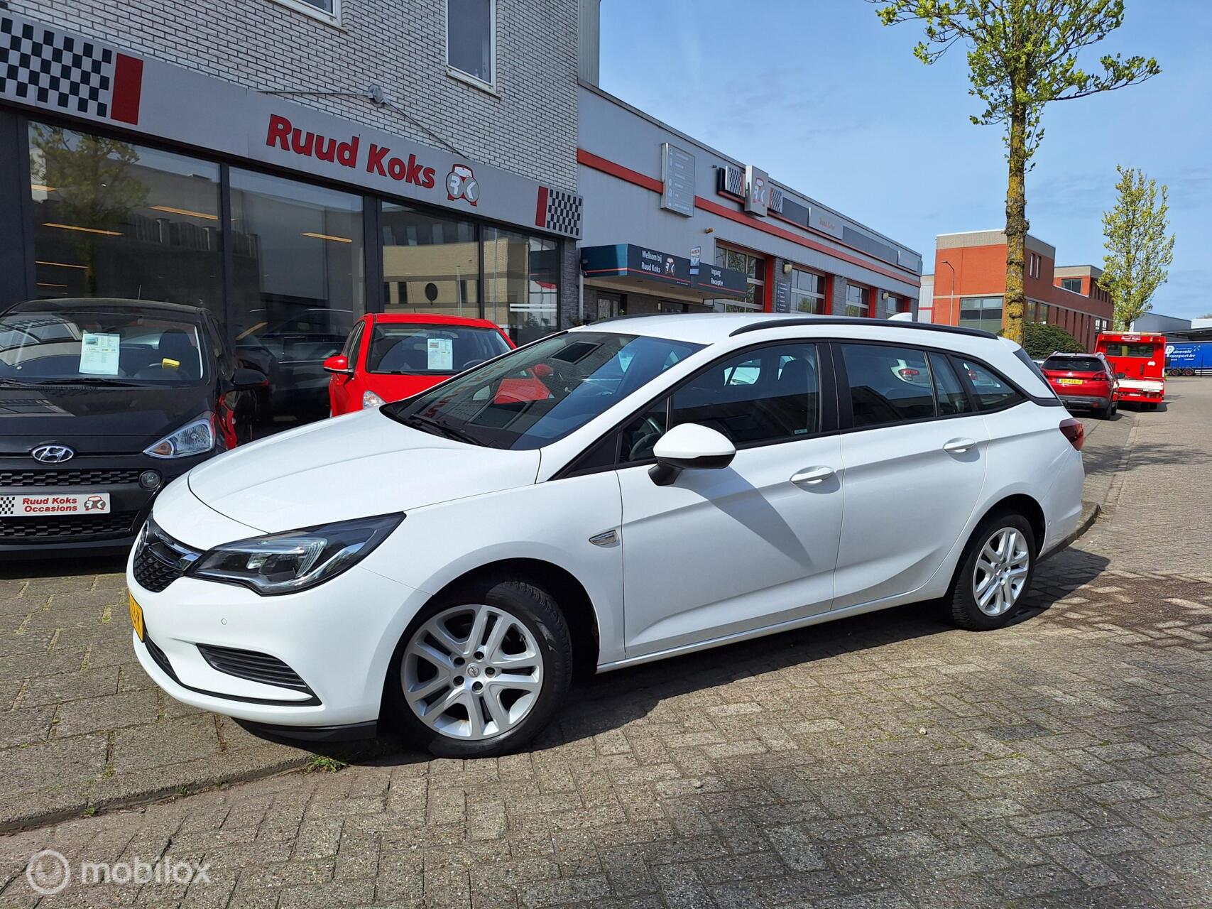 Opel Astra Sports Tourer 1.0 ONLINE EDITION / Carplay / 2017 - voorkant