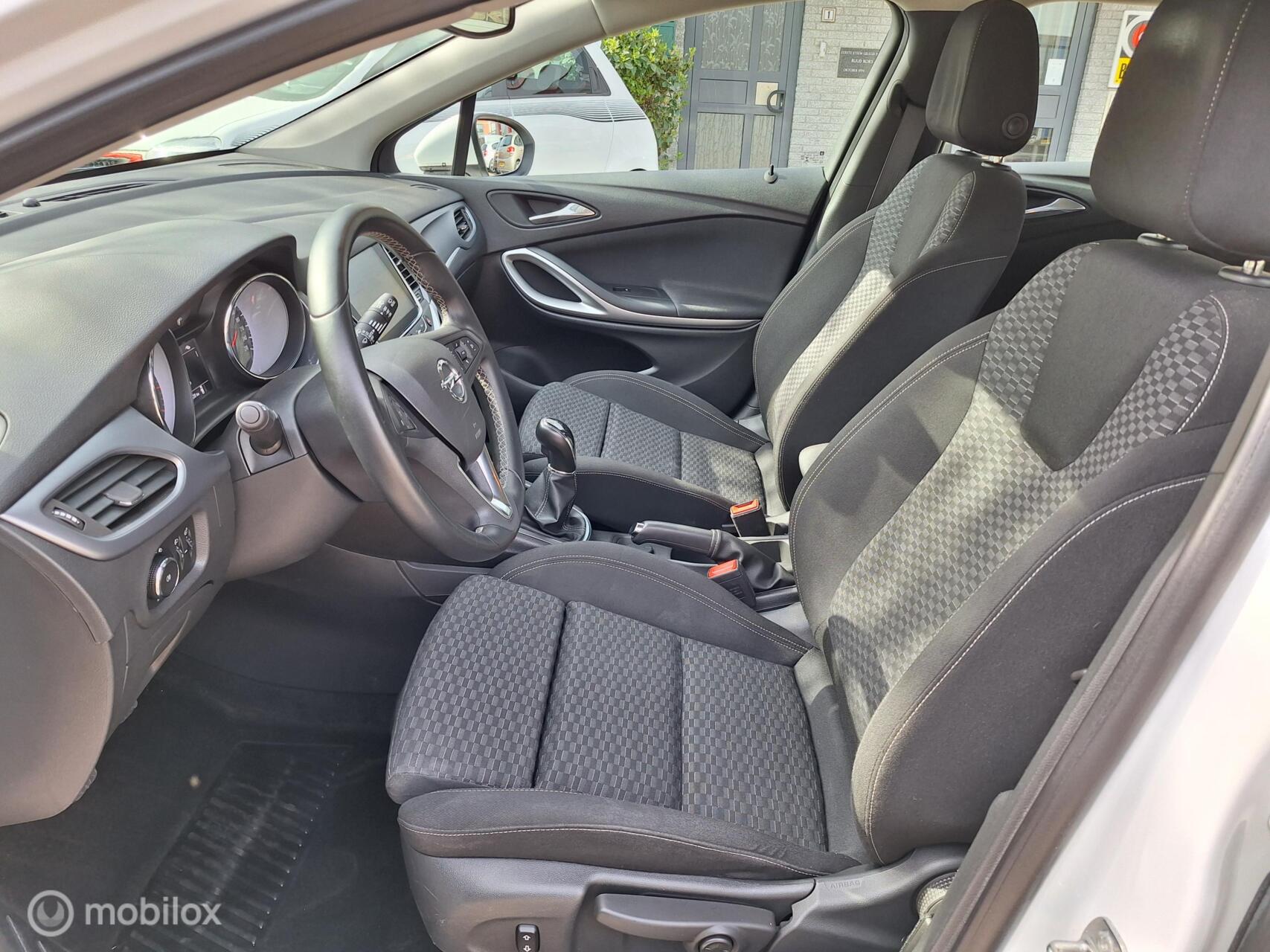 Foto van Opel Astra Sports Tourer