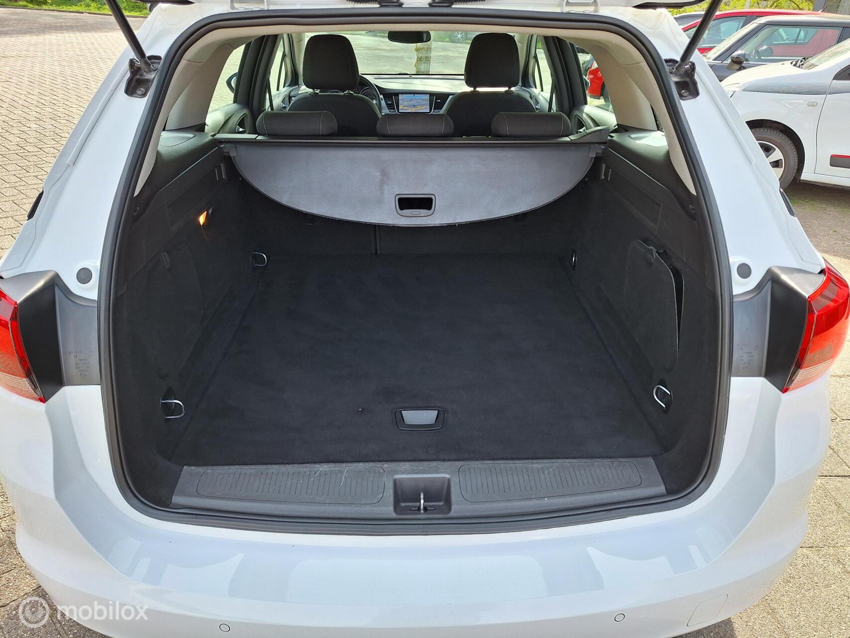 Foto van Opel Astra Sports Tourer