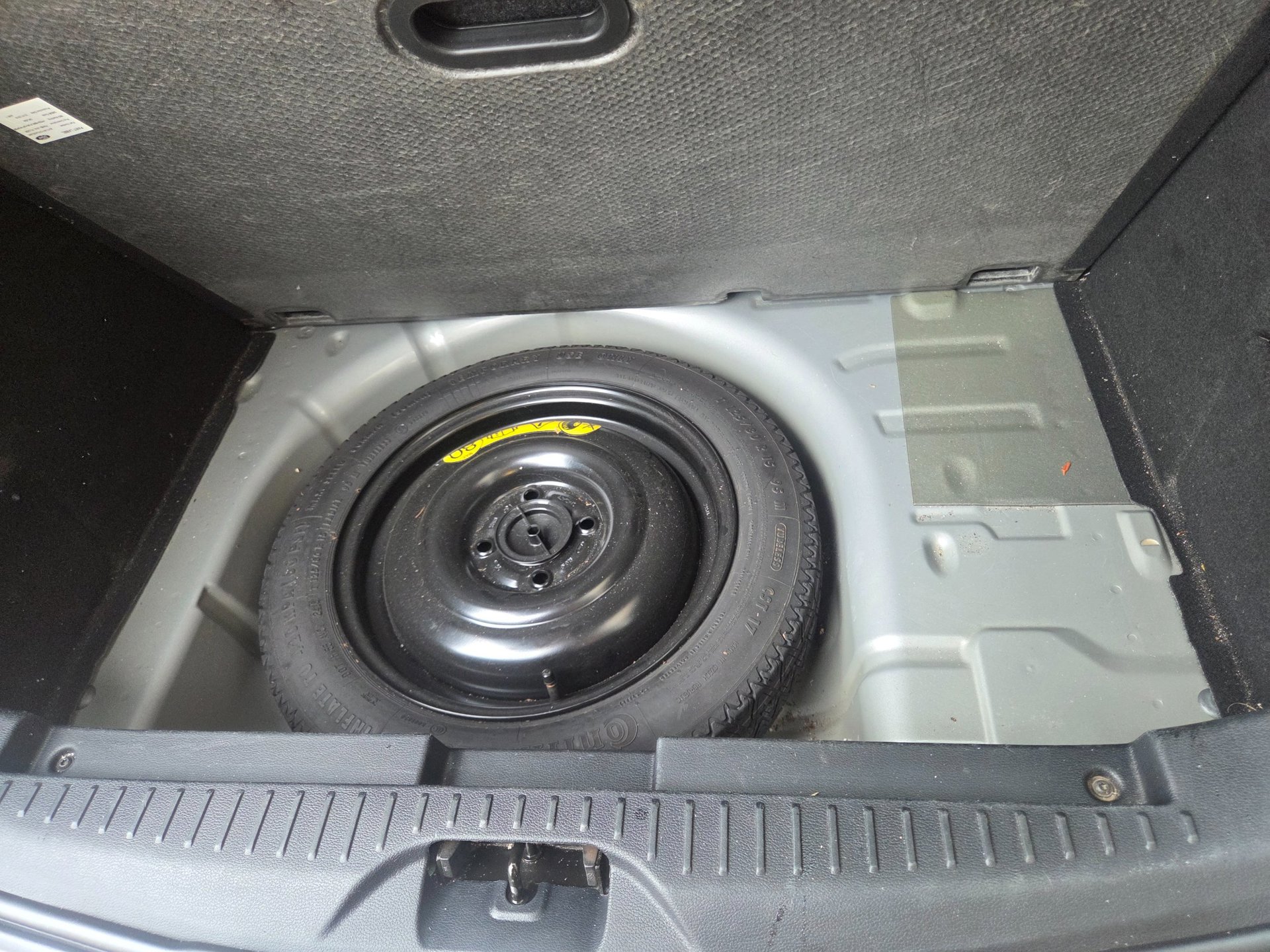 Foto van Ford B-max