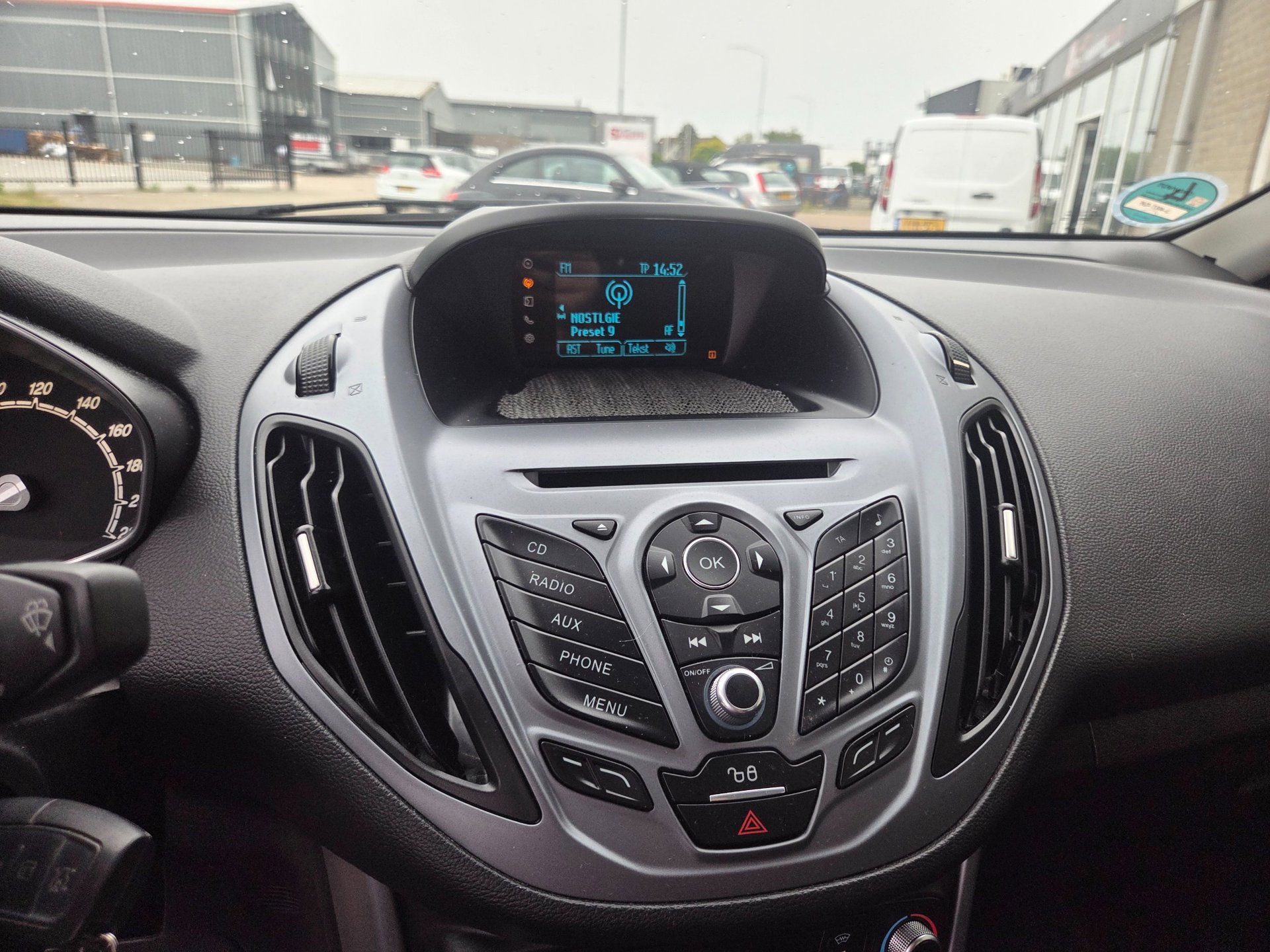 Foto van Ford B-max