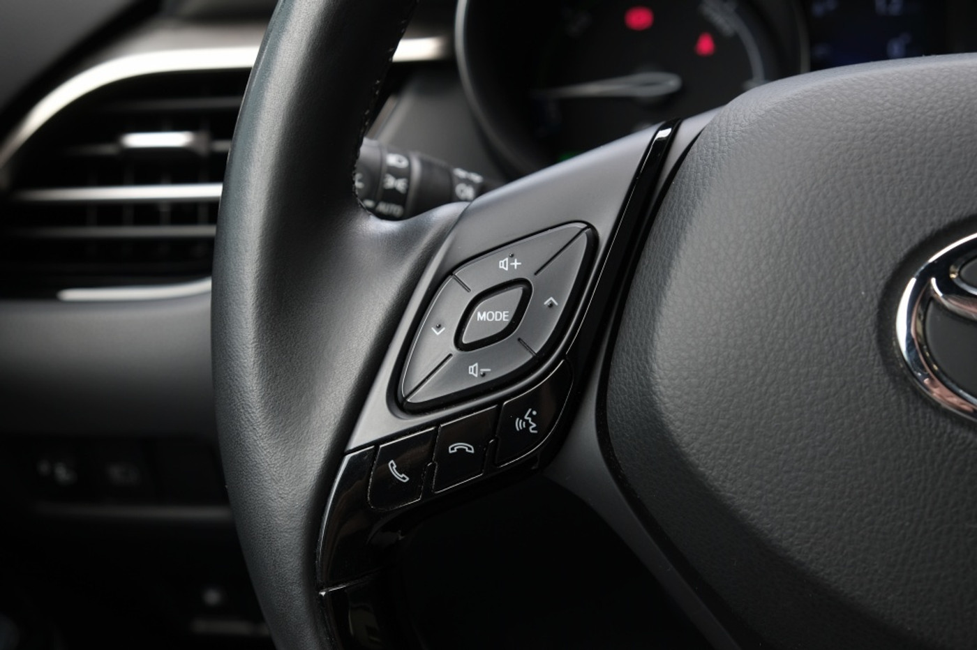 Foto van Toyota Toyota C-hr
