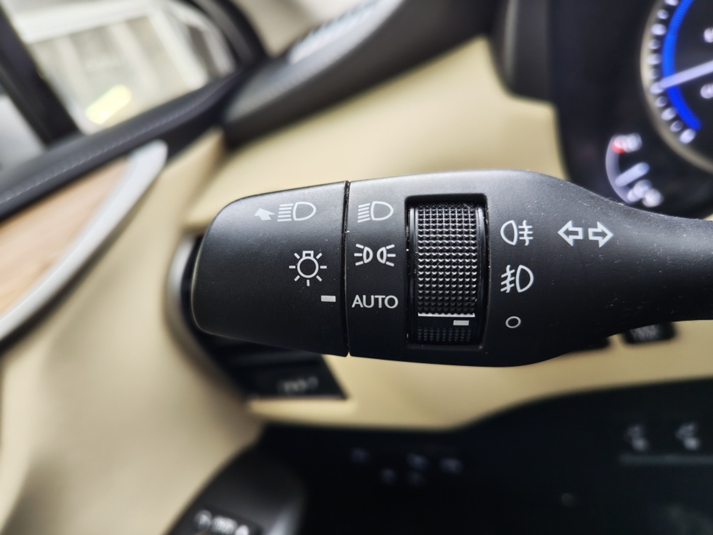 Foto van Lexus Lexus Nx300h