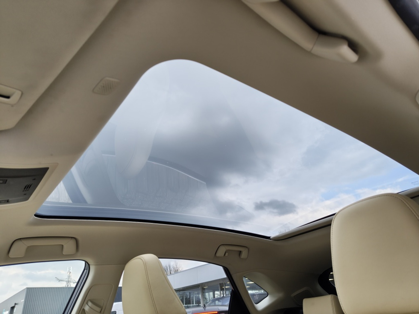 Foto van Lexus Lexus Nx300h