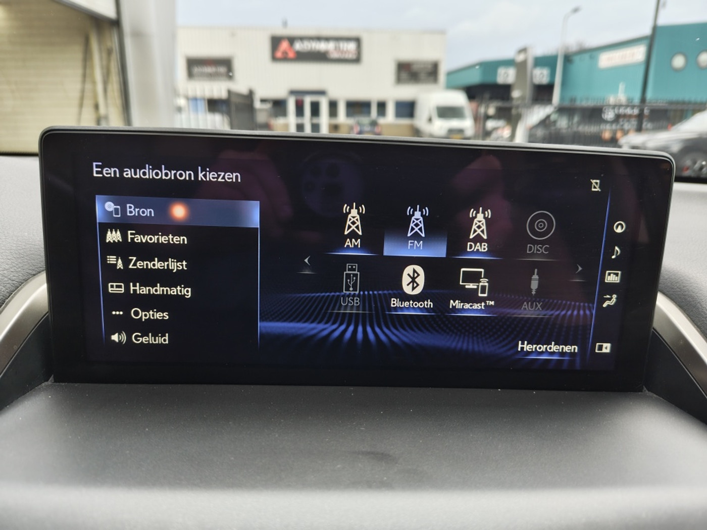 Foto van Lexus Lexus Nx300h