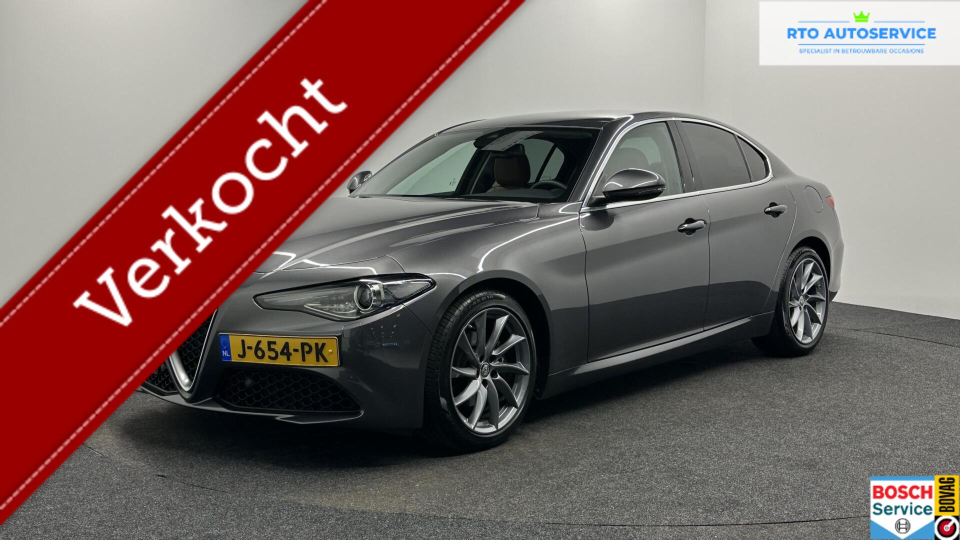 Alfa Romeo Giulia 2.0T Super LEER NAVI CRUISE CAMERA 77000 KM. 2018 - voorkant