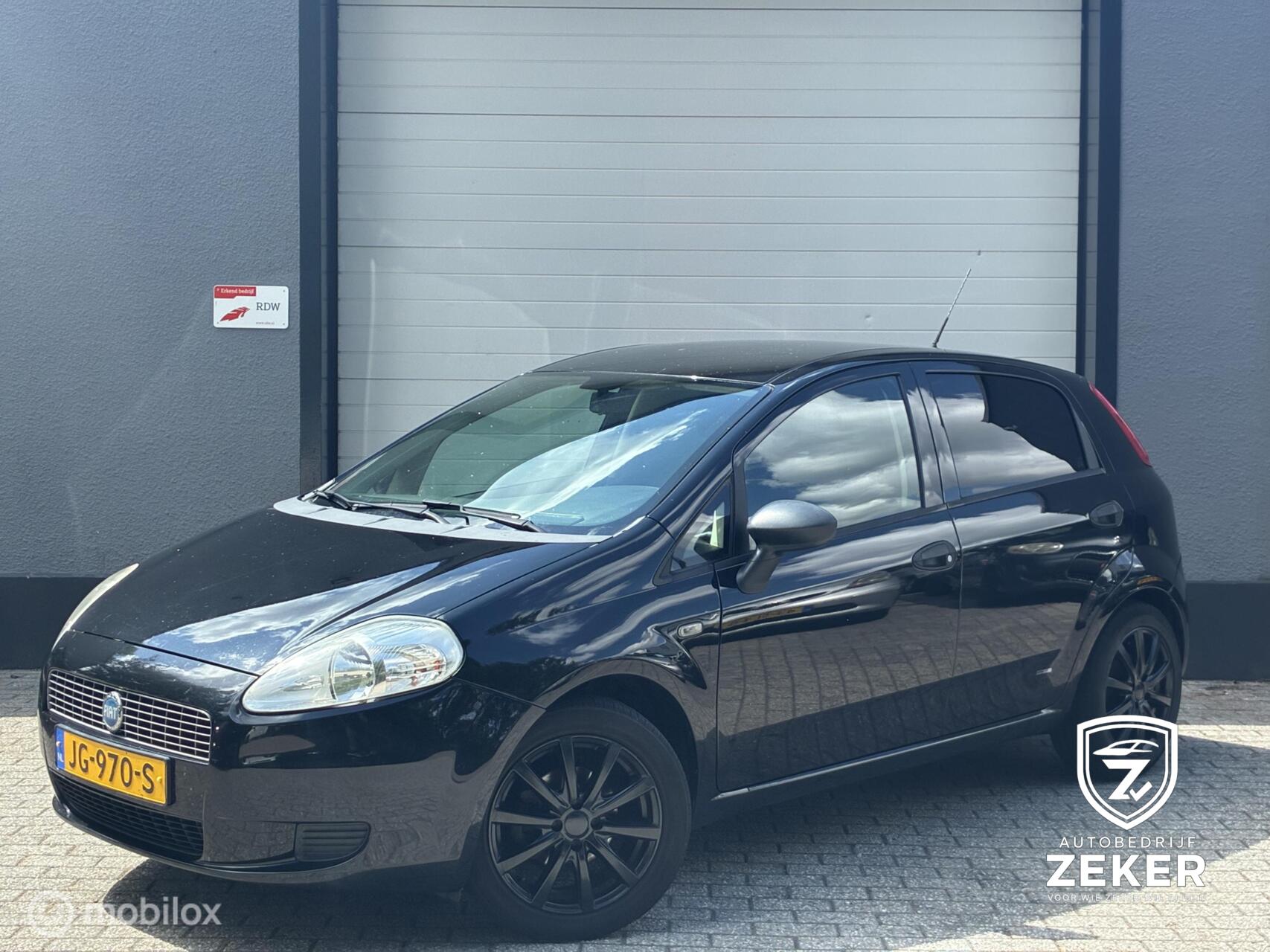 Fiat Fiat Punto 1.4 Active / airco / lange apk / 2007 - voorkant