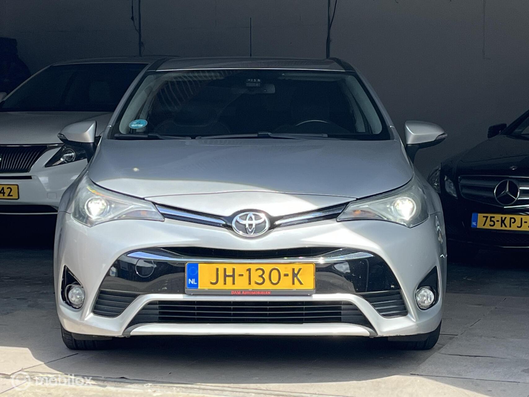 Foto van Toyota Toyota Avensis