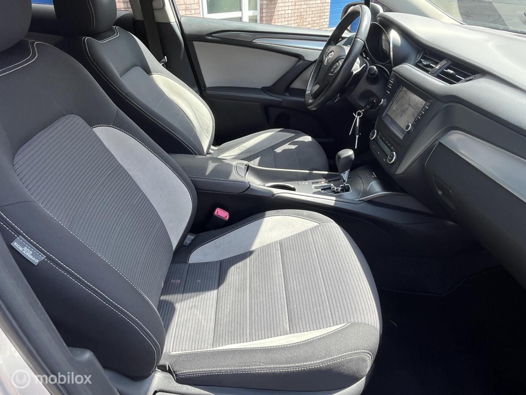 Foto van Toyota Toyota Avensis