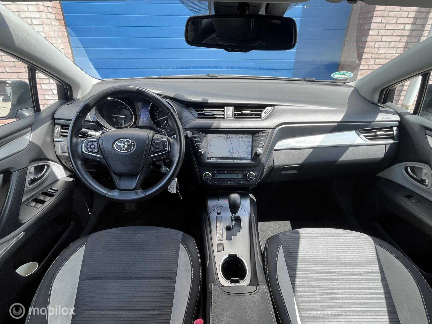 Foto van Toyota Toyota Avensis