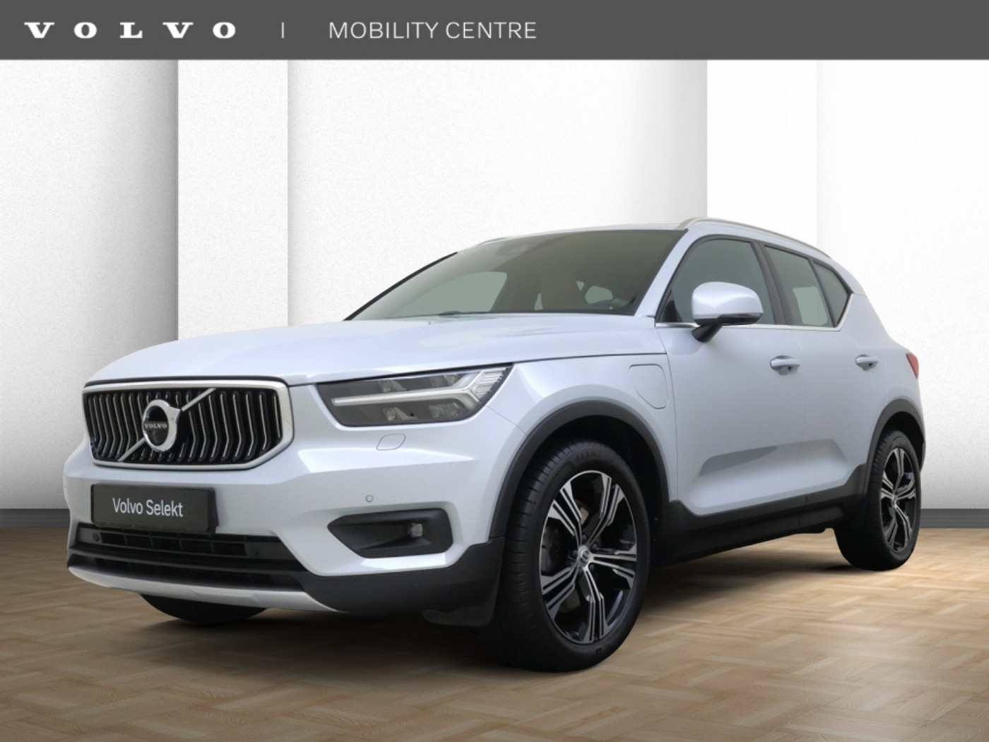 Volvo XC40 T5 Recharge Inscription | Trekhaak | Panoramadak | 360° Camera | 2022 - voorkant