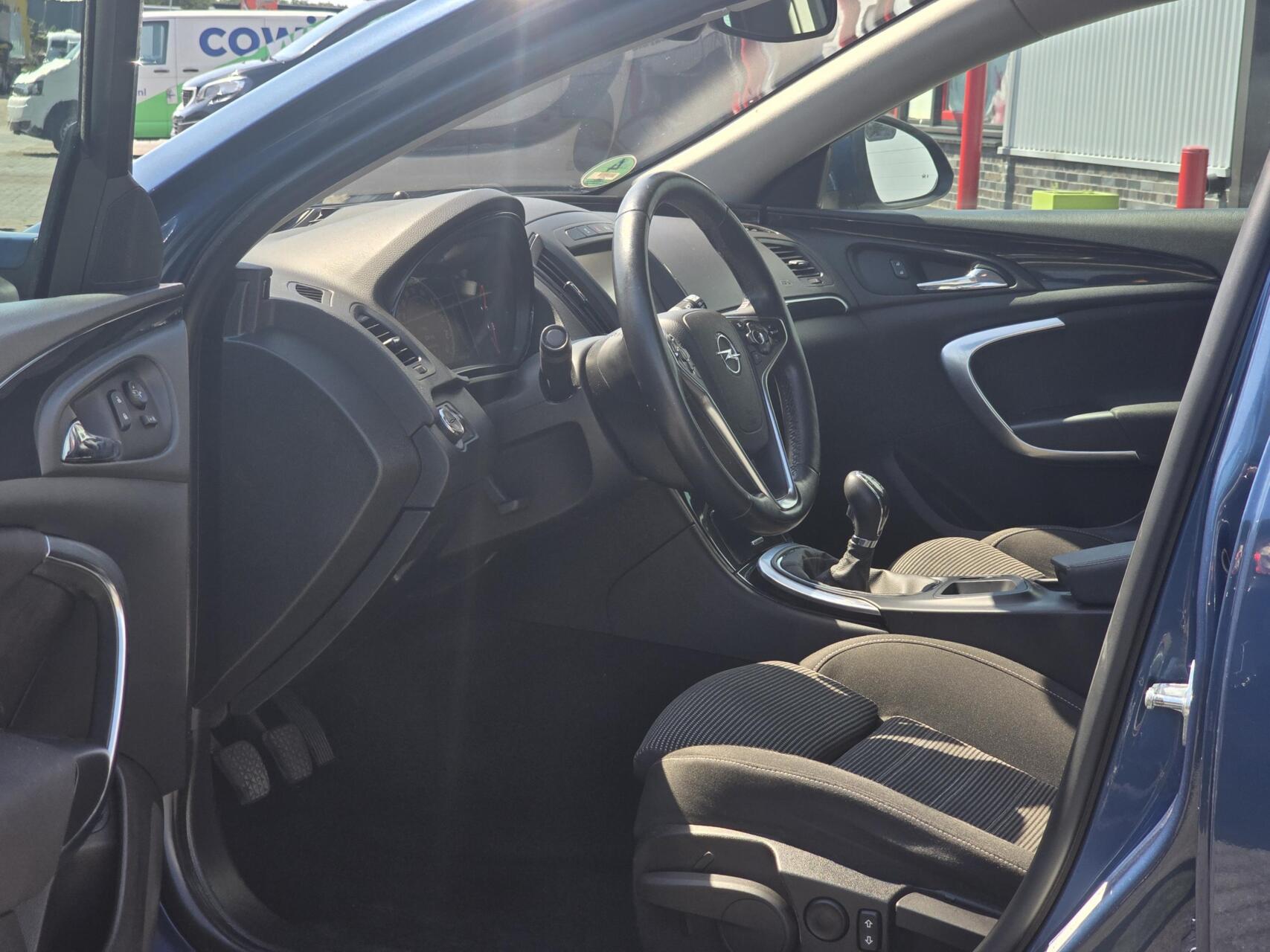 Foto van Opel Insignia Sports Tourer SW
